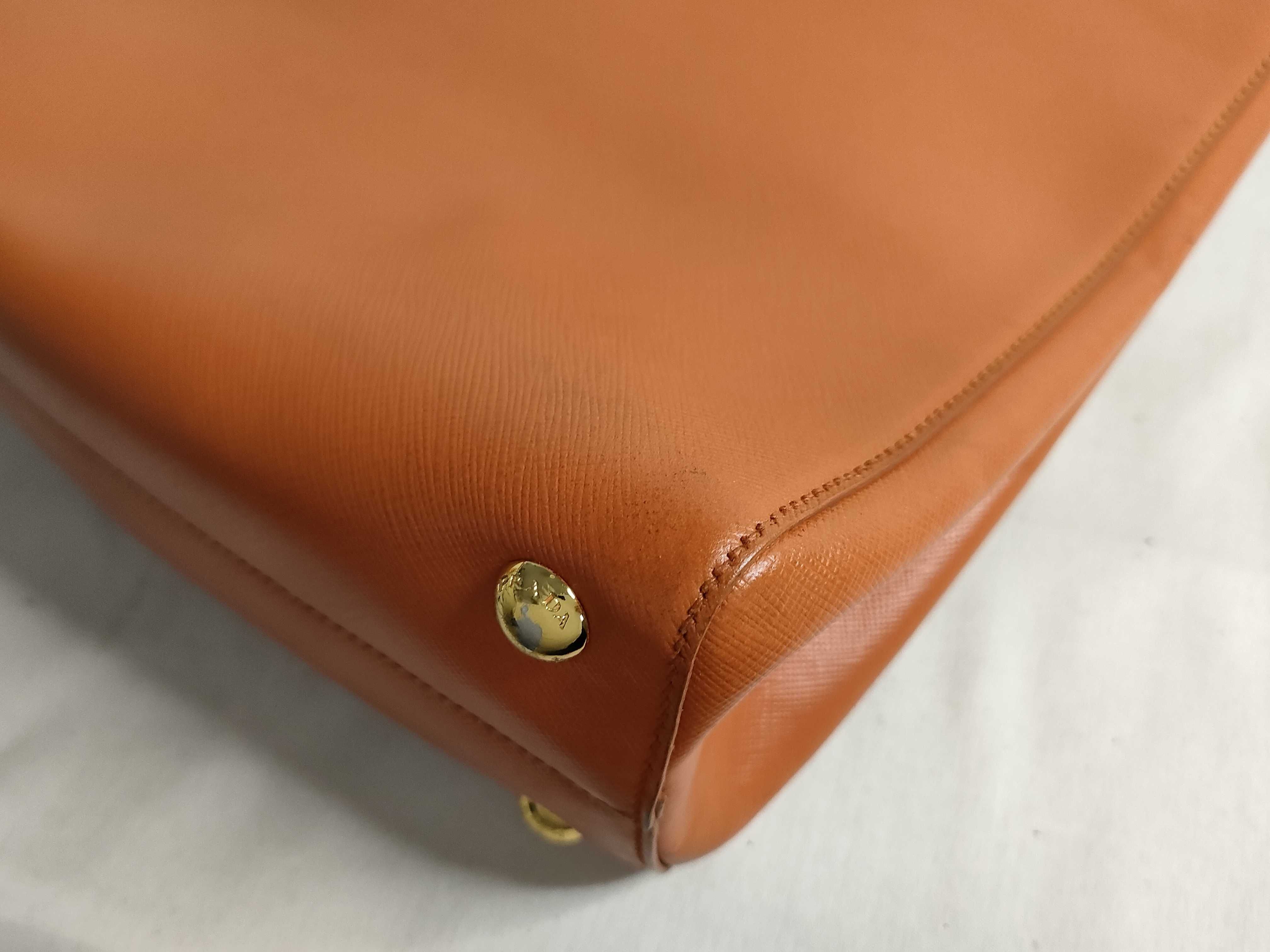 Saffiano 2-Way Handbag Brown Handbag — view 7