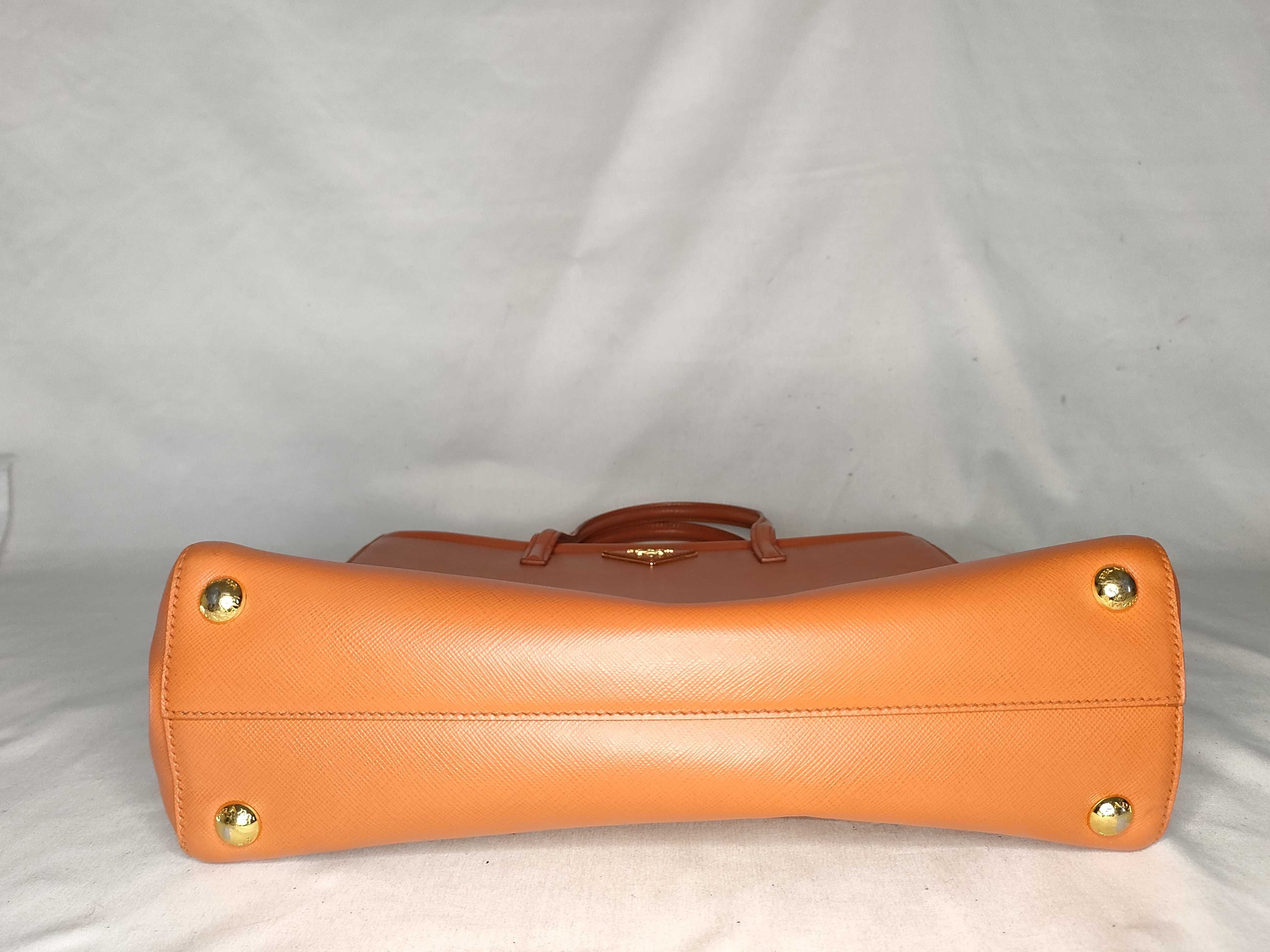 Saffiano 2-Way Handbag Brown Handbag — view 8