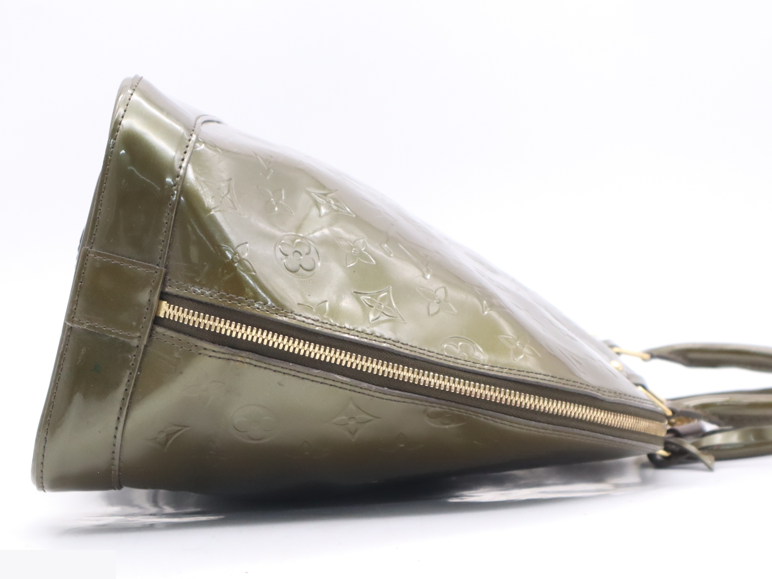Alma BB Vert Bronze, includes padlock, 2 keys, and clochette. — view 5