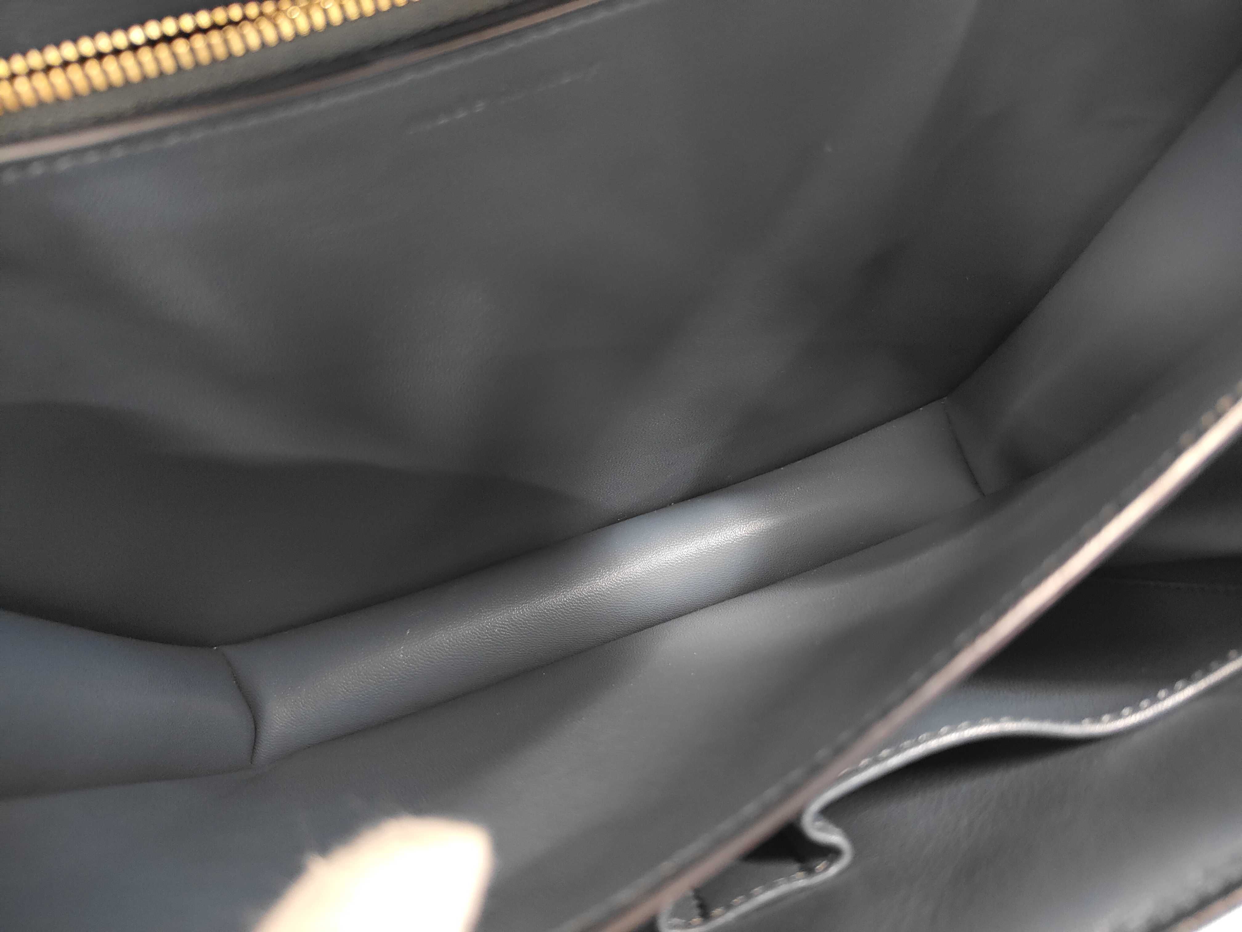 Classic Box Leather Shoulder Bag — view 12