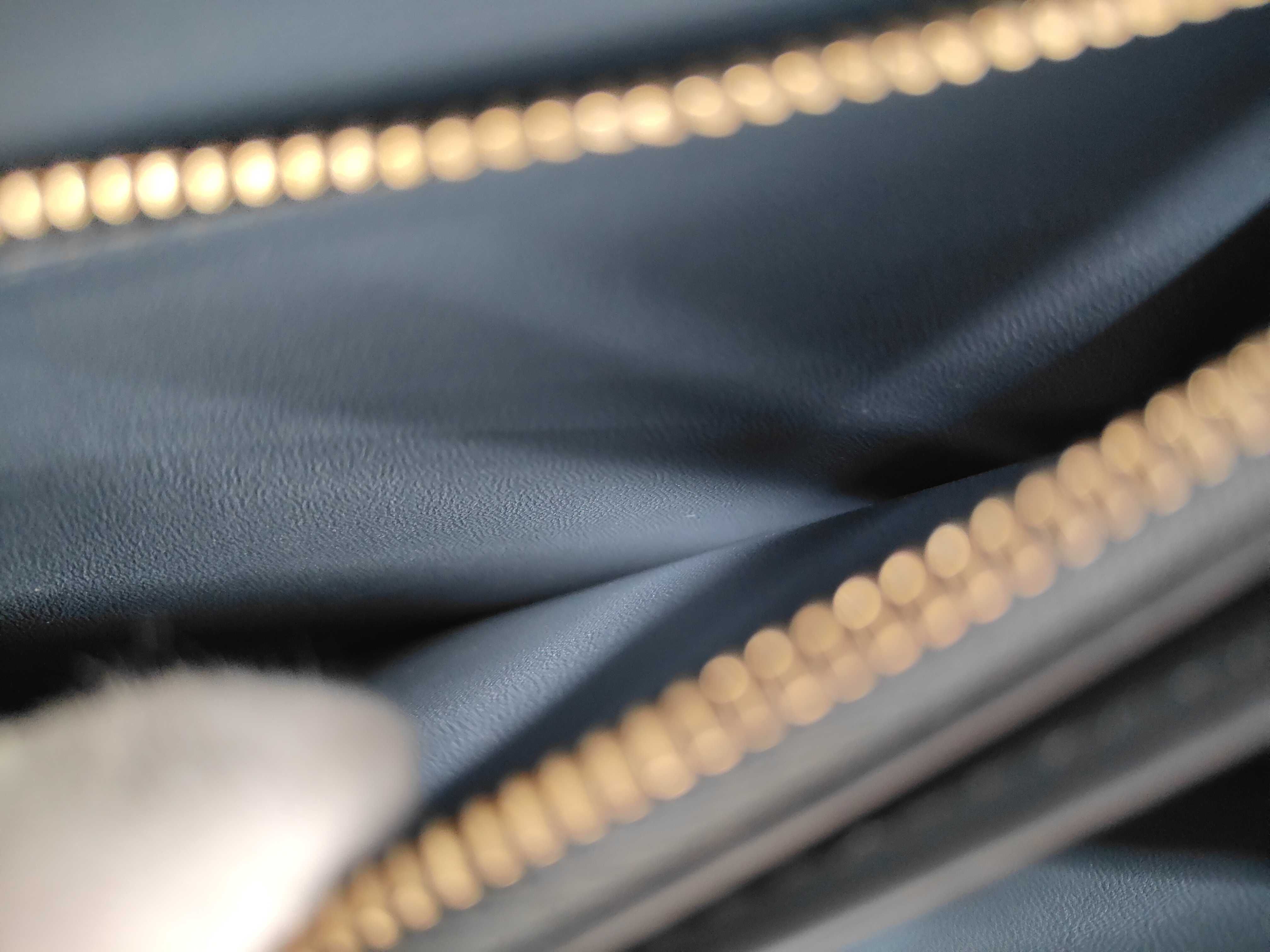 Classic Box Leather Shoulder Bag — view 13