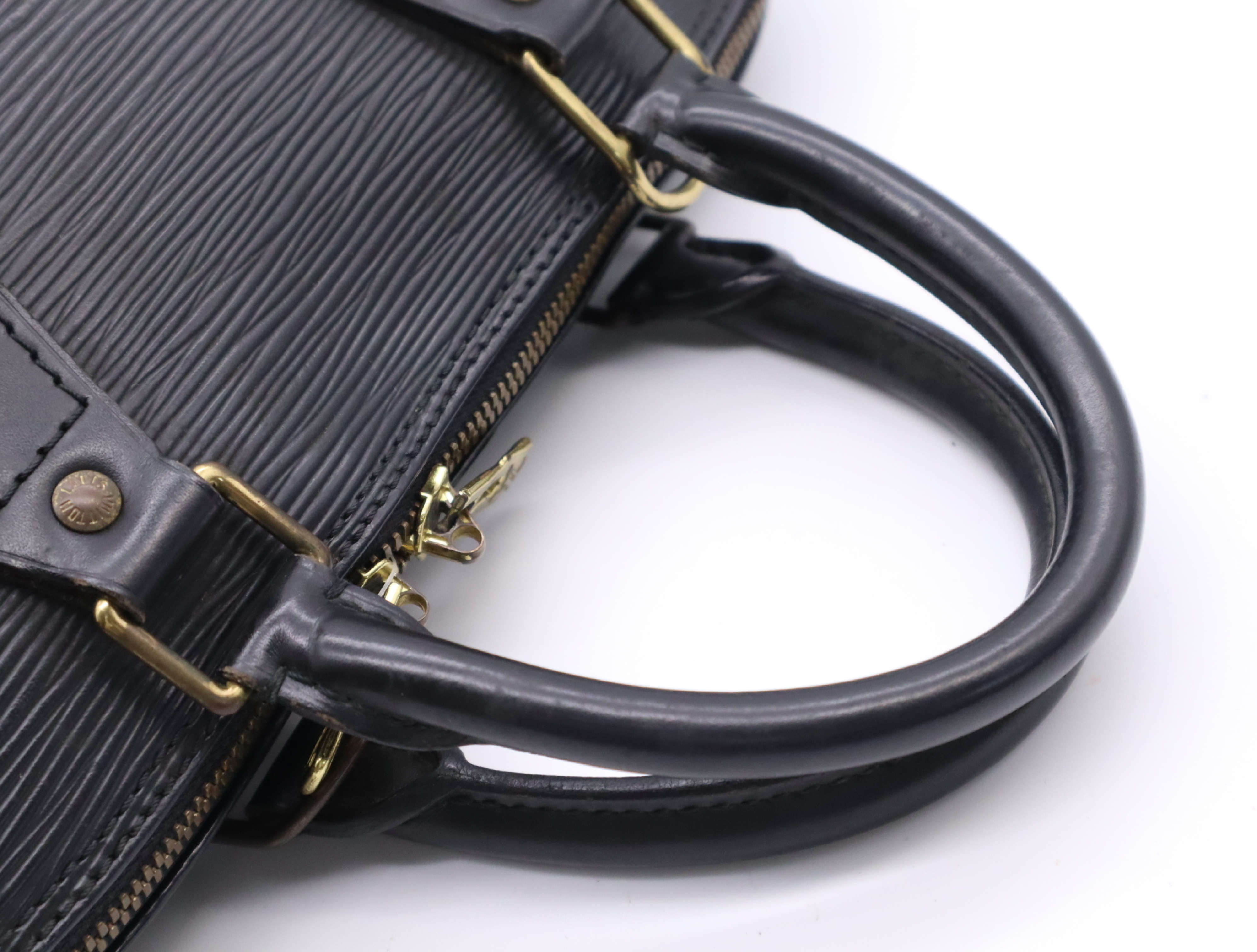 M52142 Epi Alma Noir Handbag — view 12