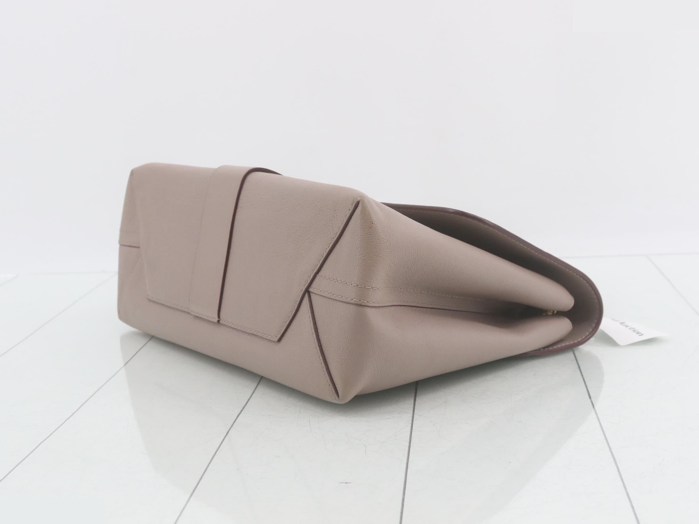 Very One-Handle Bag, Mastic Raisin, 2-Way Handbag — view 6
