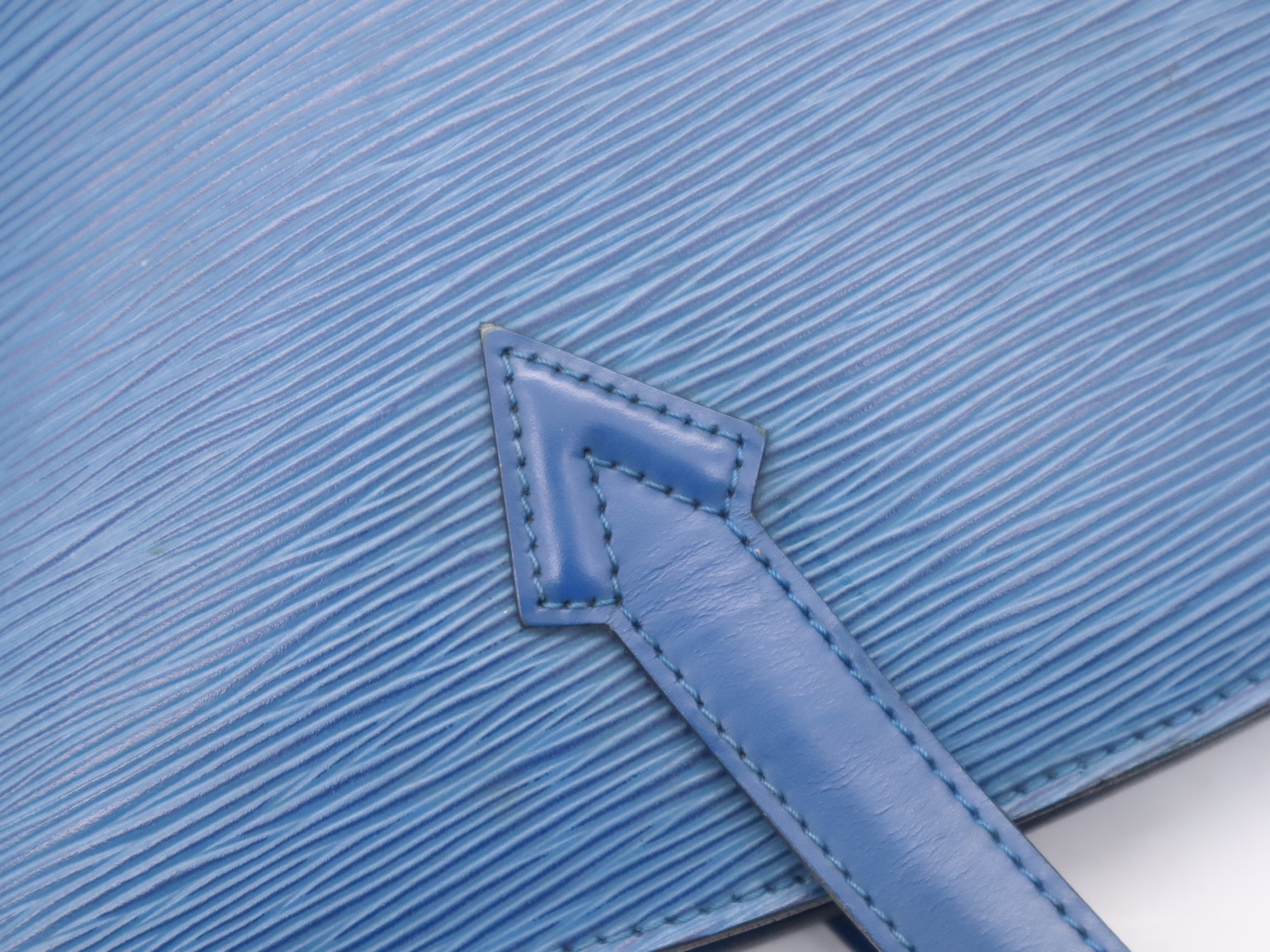 M52275 Epi Saint Jacques Toledo Blue Handbag — view 7