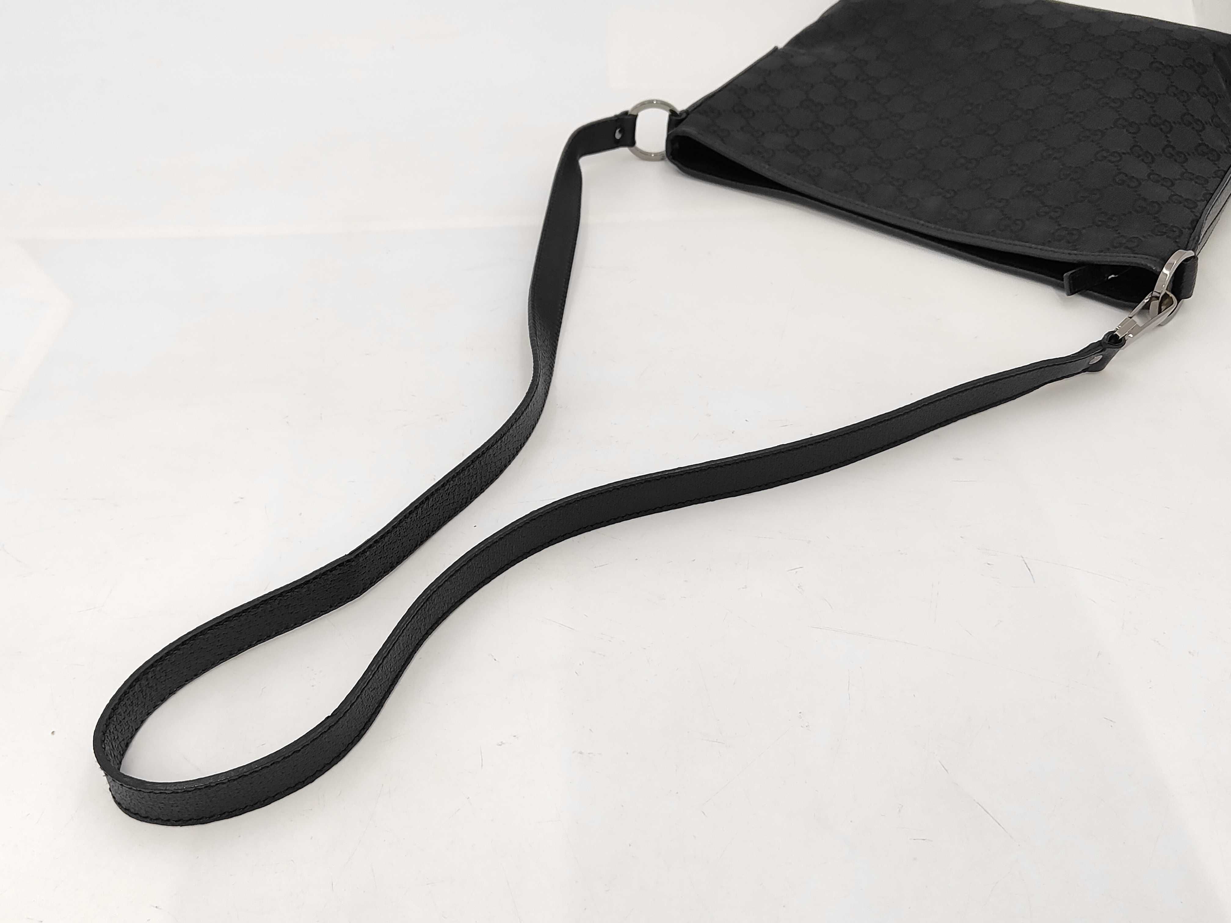 Shoulder Bag GG Canvas Leather 113013 Shoulder Bag — view 3