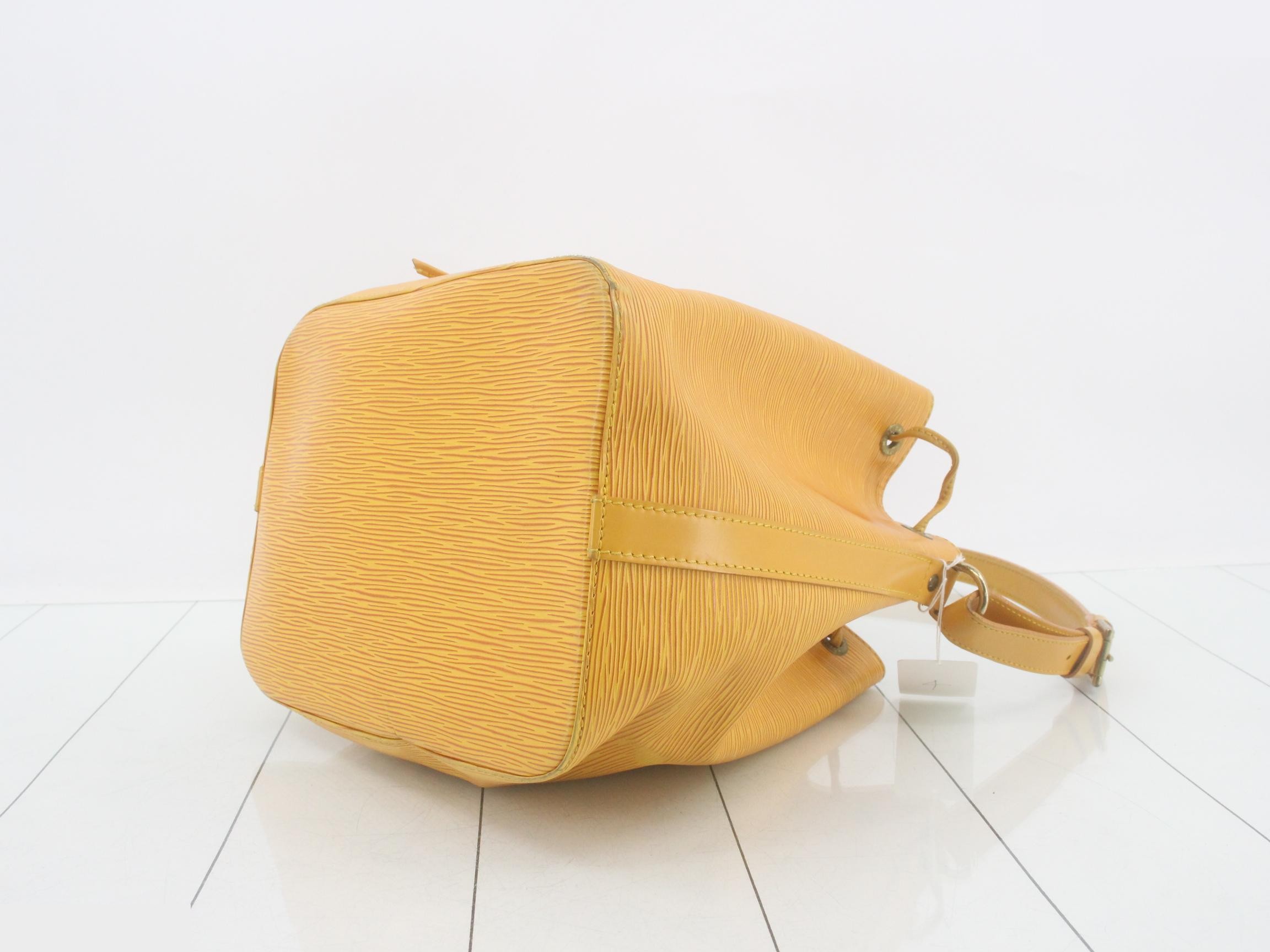 Epi Petit Noé Tassili Yellow Shoulder Bag — view 6
