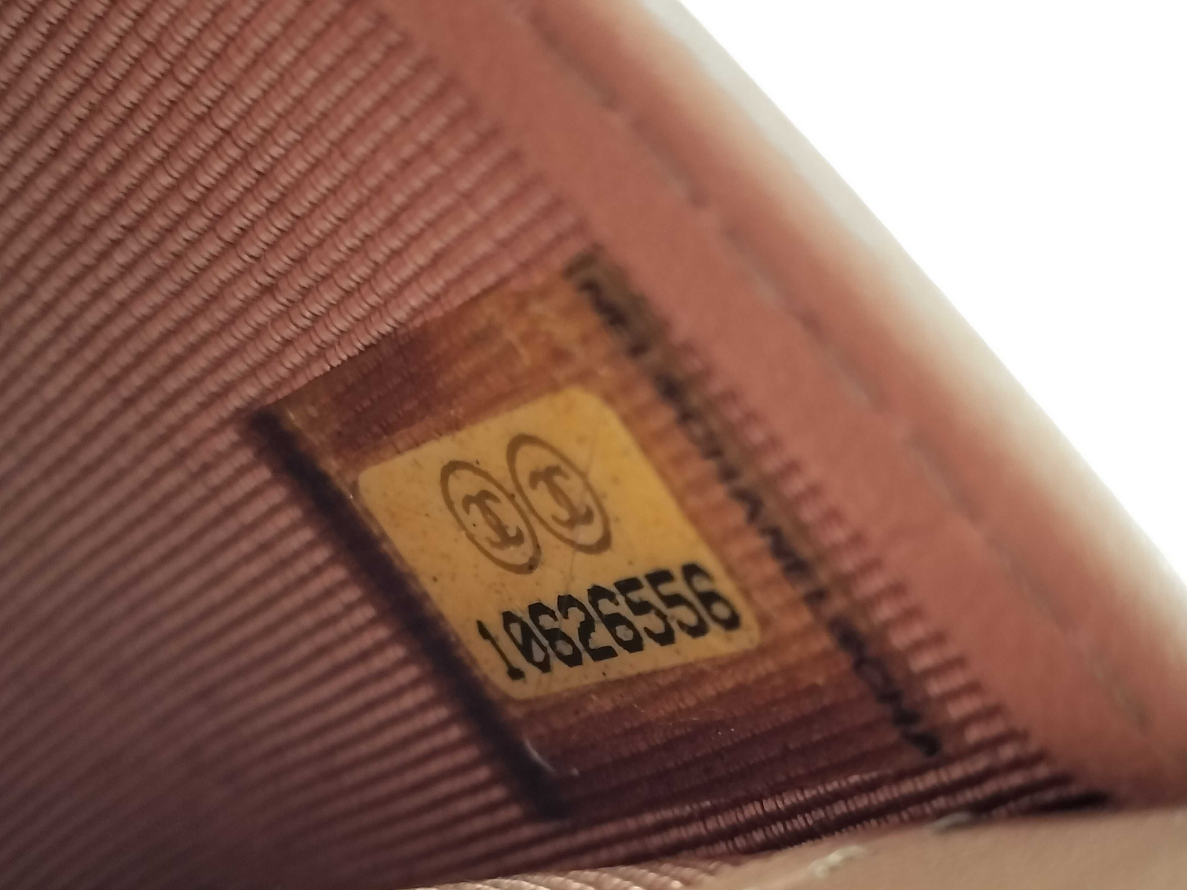 Matelassé Coco Mark Long Wallet — view 12