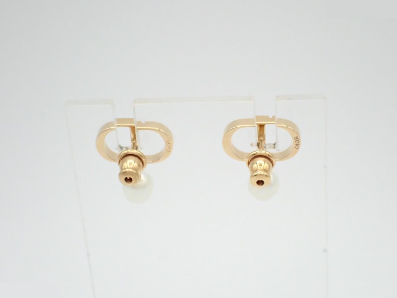 gold — view 2
