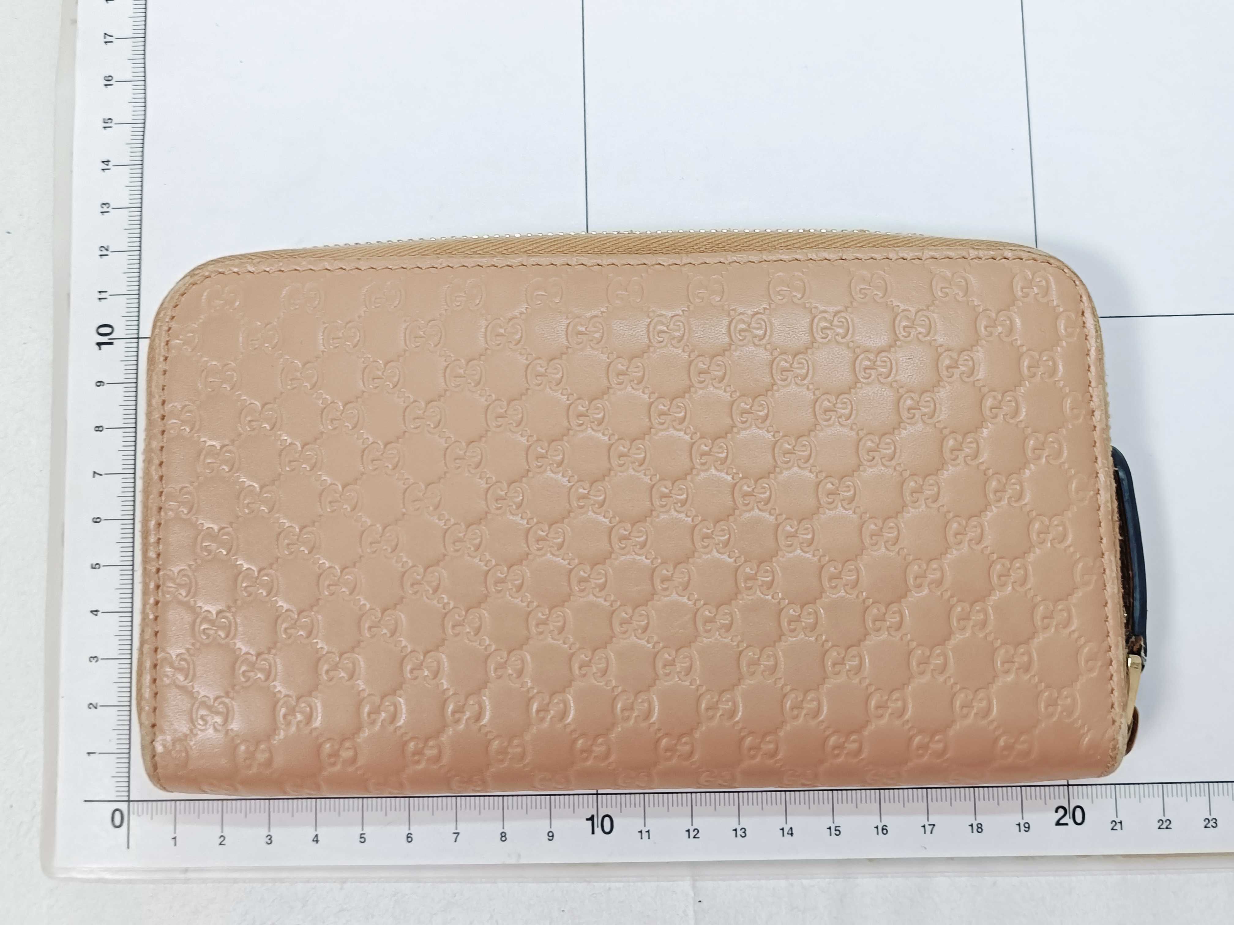 Guccissima Microssima Round Zip Long Wallet — view 2