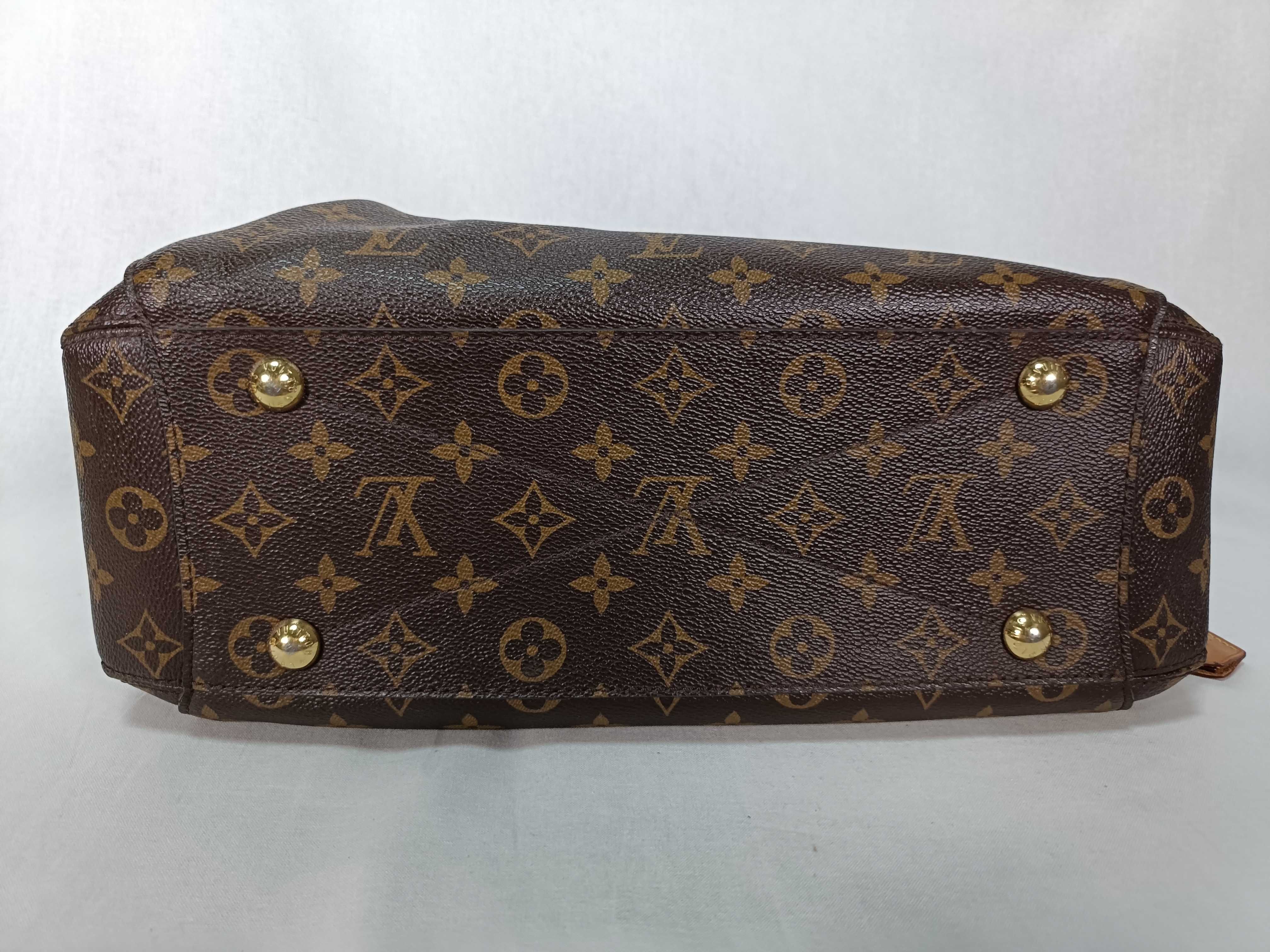 PH - Brown Monogram Canvas Montaigne Tote Bag 35cm Handbag — view 3