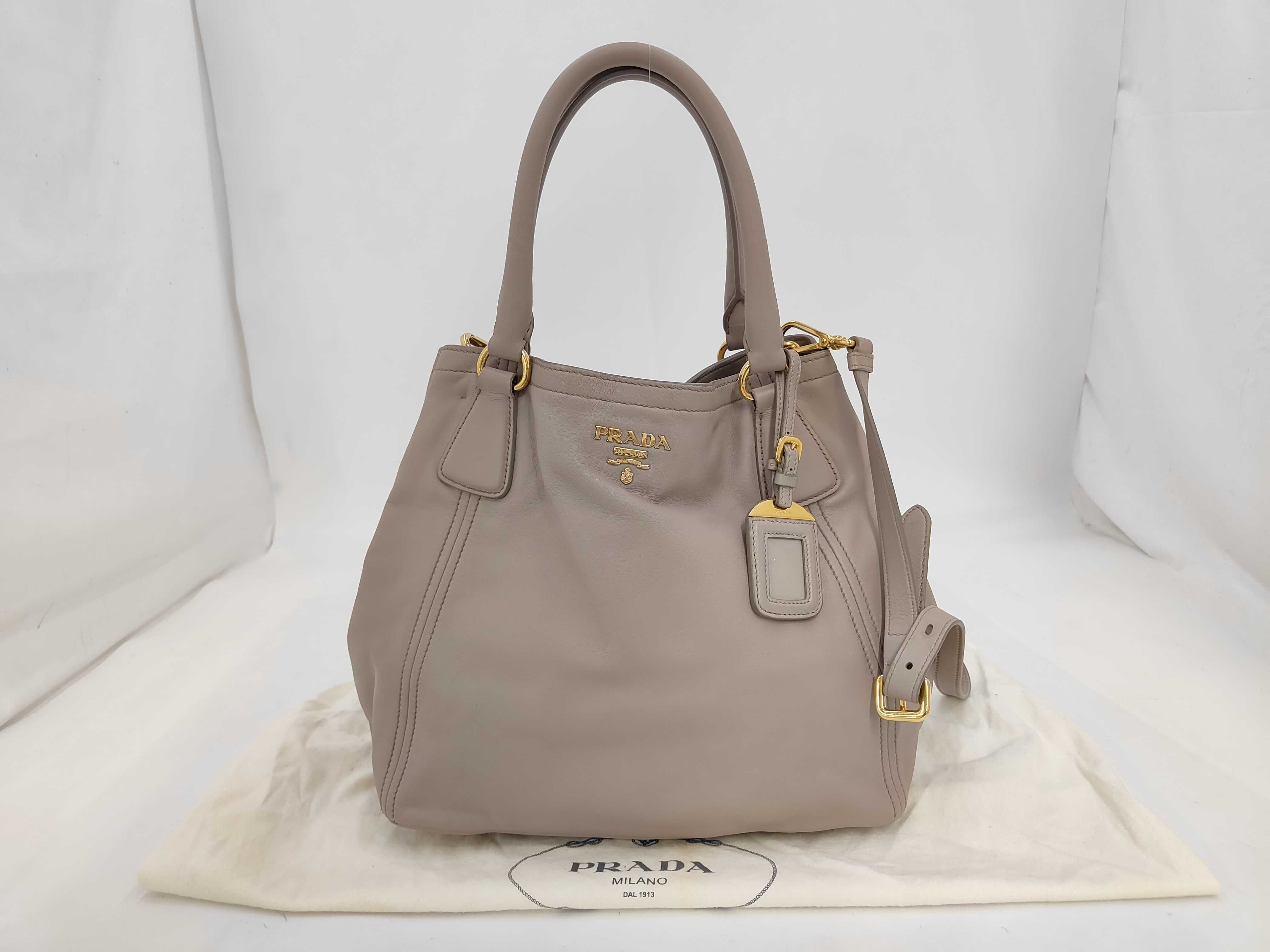 Vitello Daino Leather Tote Shoulder Bag Gray Handbag
