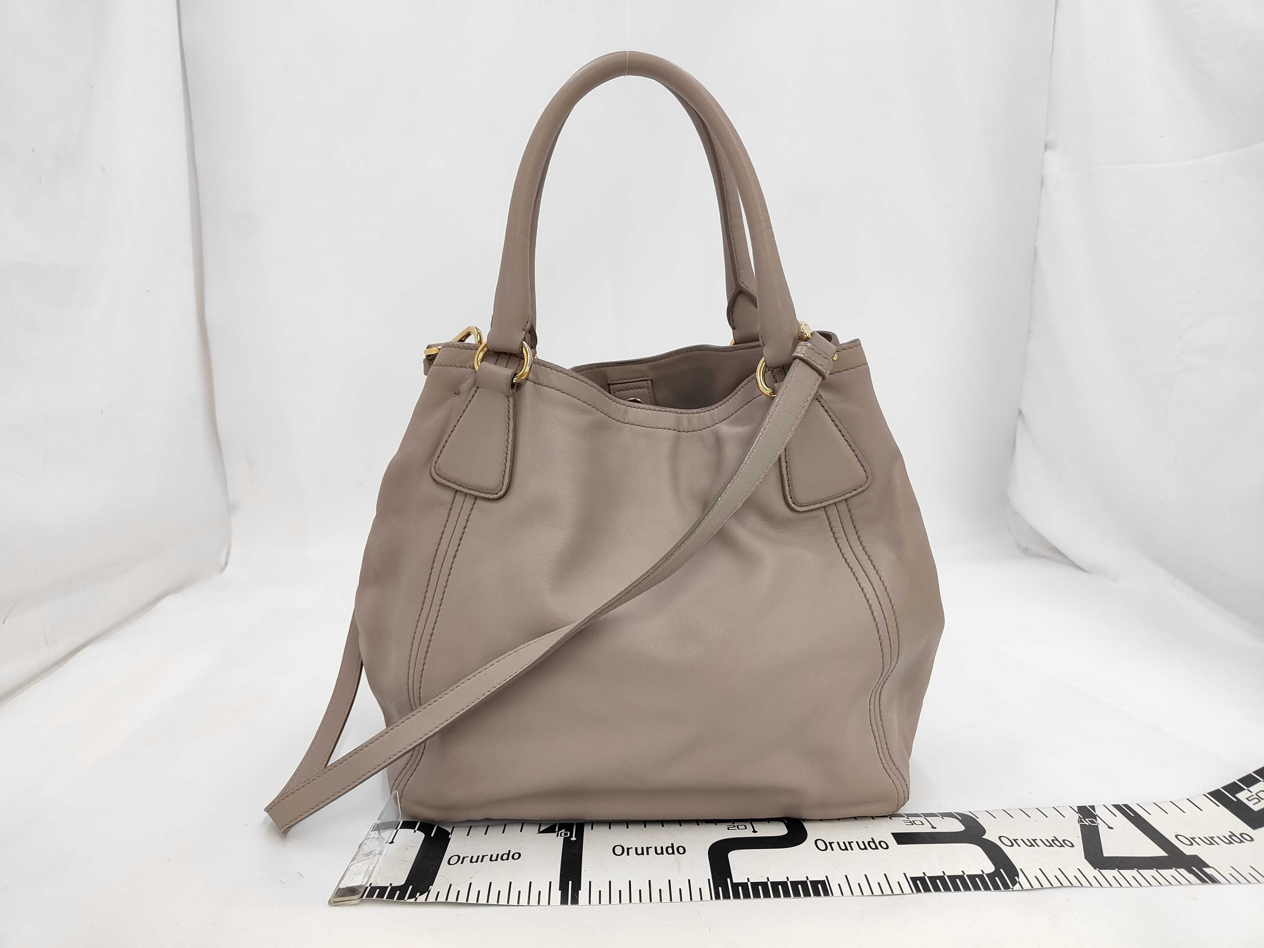 Vitello Daino Leather Tote Shoulder Bag Gray Handbag — view 2