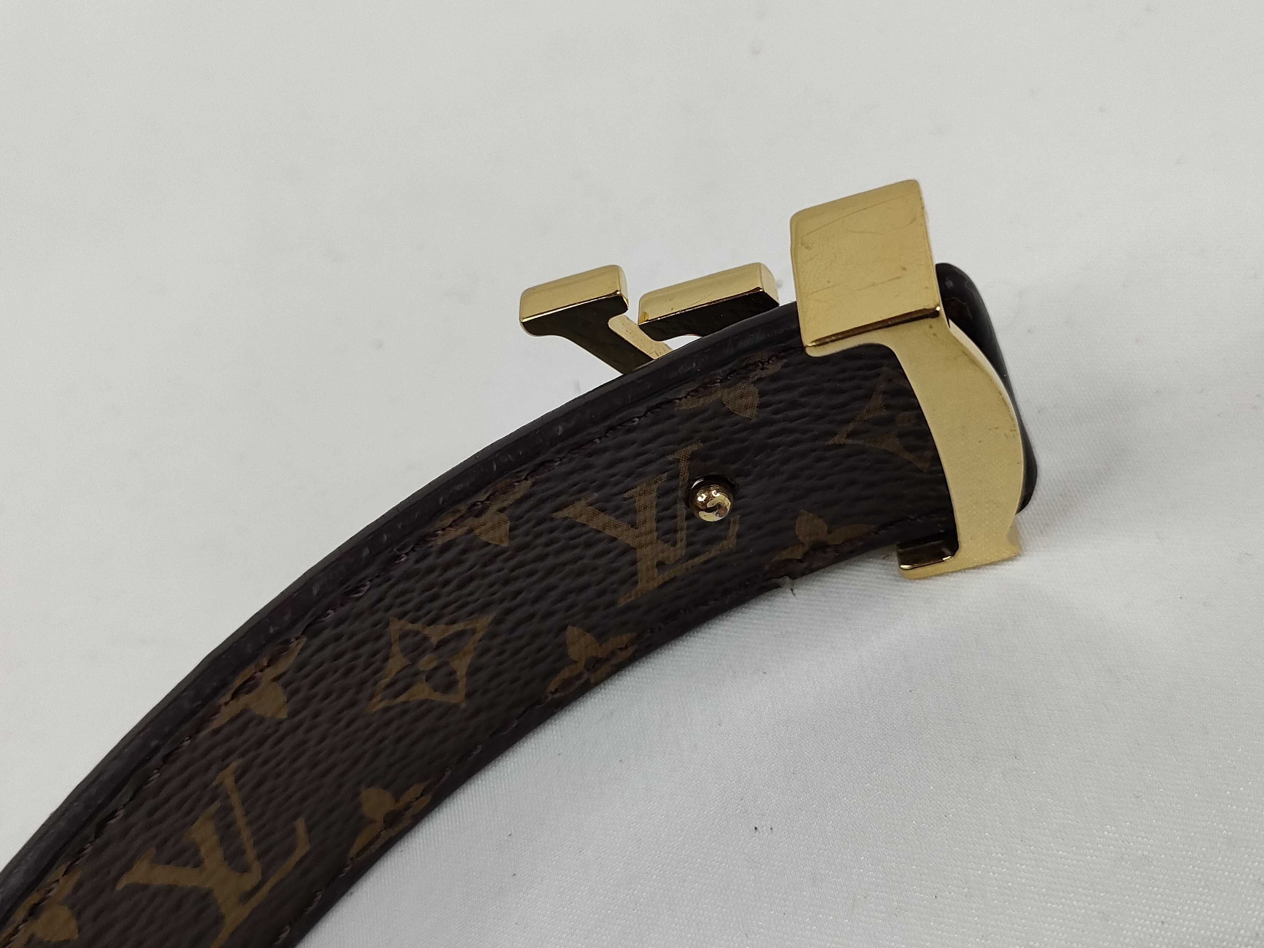 Monogram LV Monogram Belt - Initials Reversible 25MM 85/34 LN2292 M0570 Belt — view 9