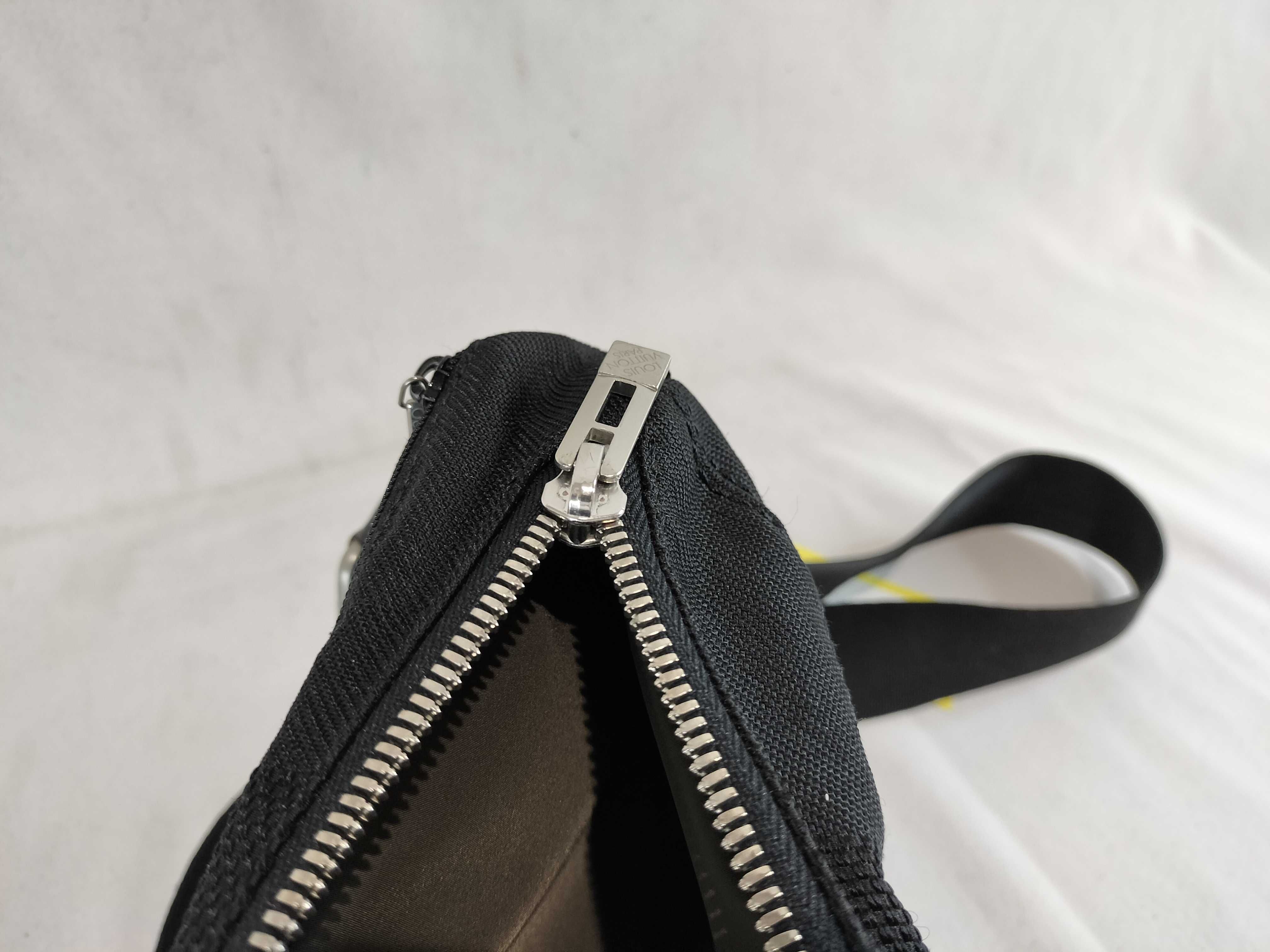 Damier Geant Arche M93021 Noir Shoulder Bag — view 11
