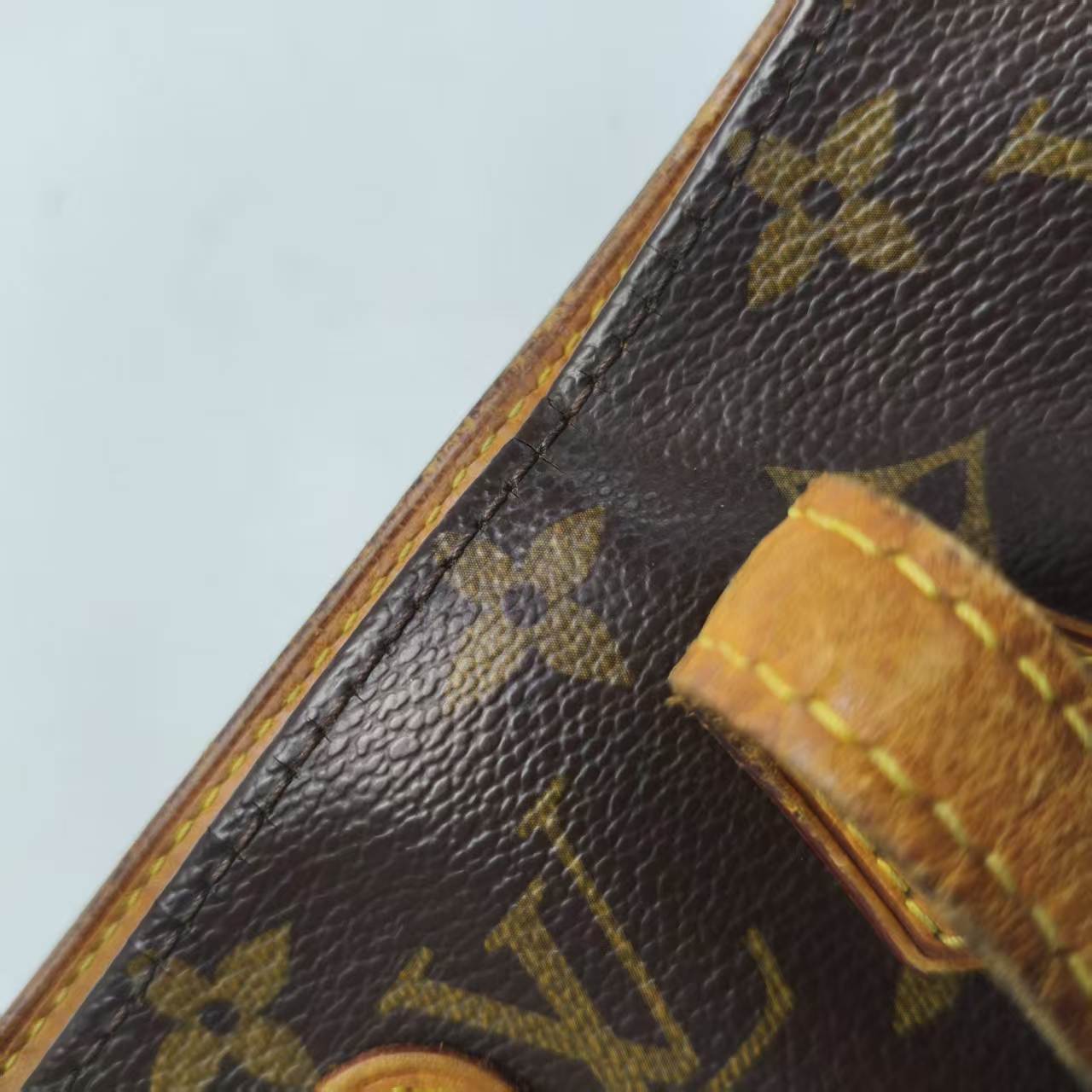 【*Shipped from: China*】LOUIS VUITTON PU Handbag — view 9