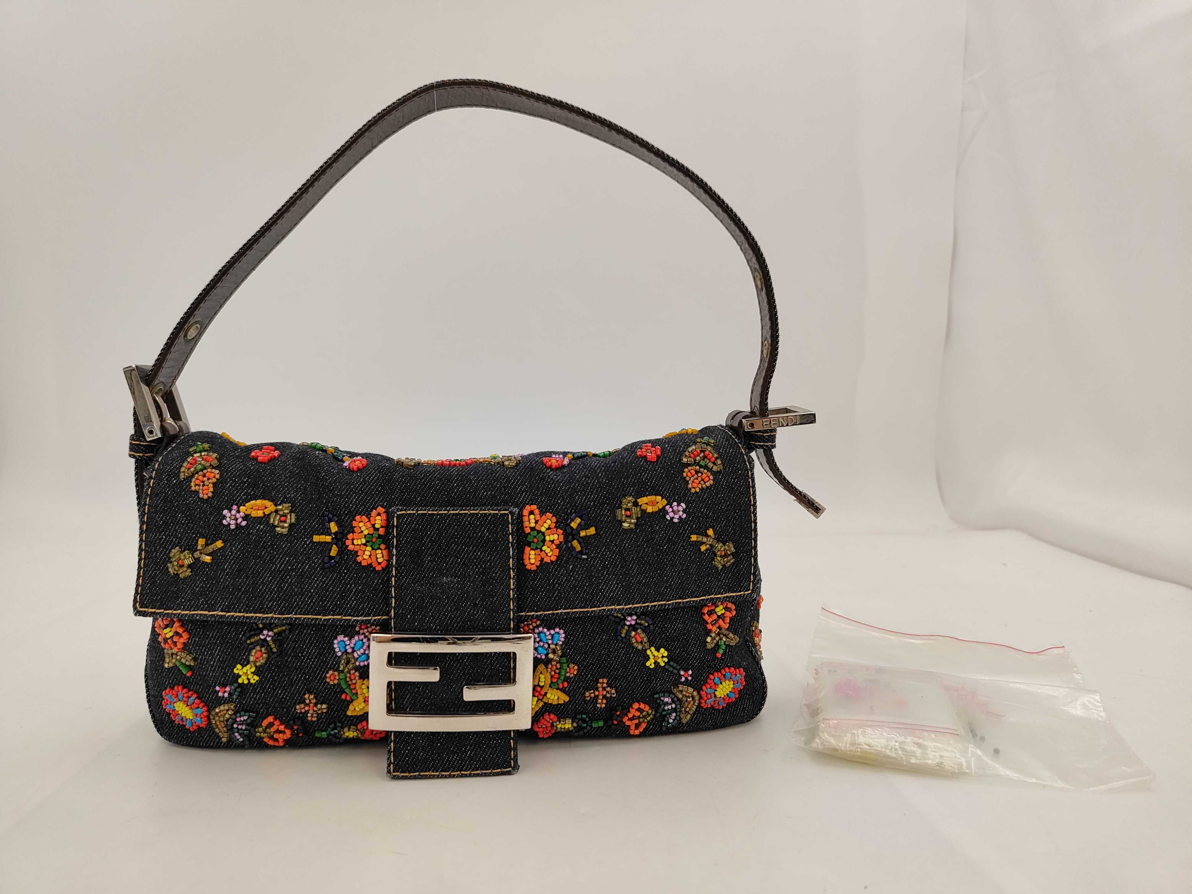 Mamma Bucket Denim Handbag (Handle and embroidery are undamaged)