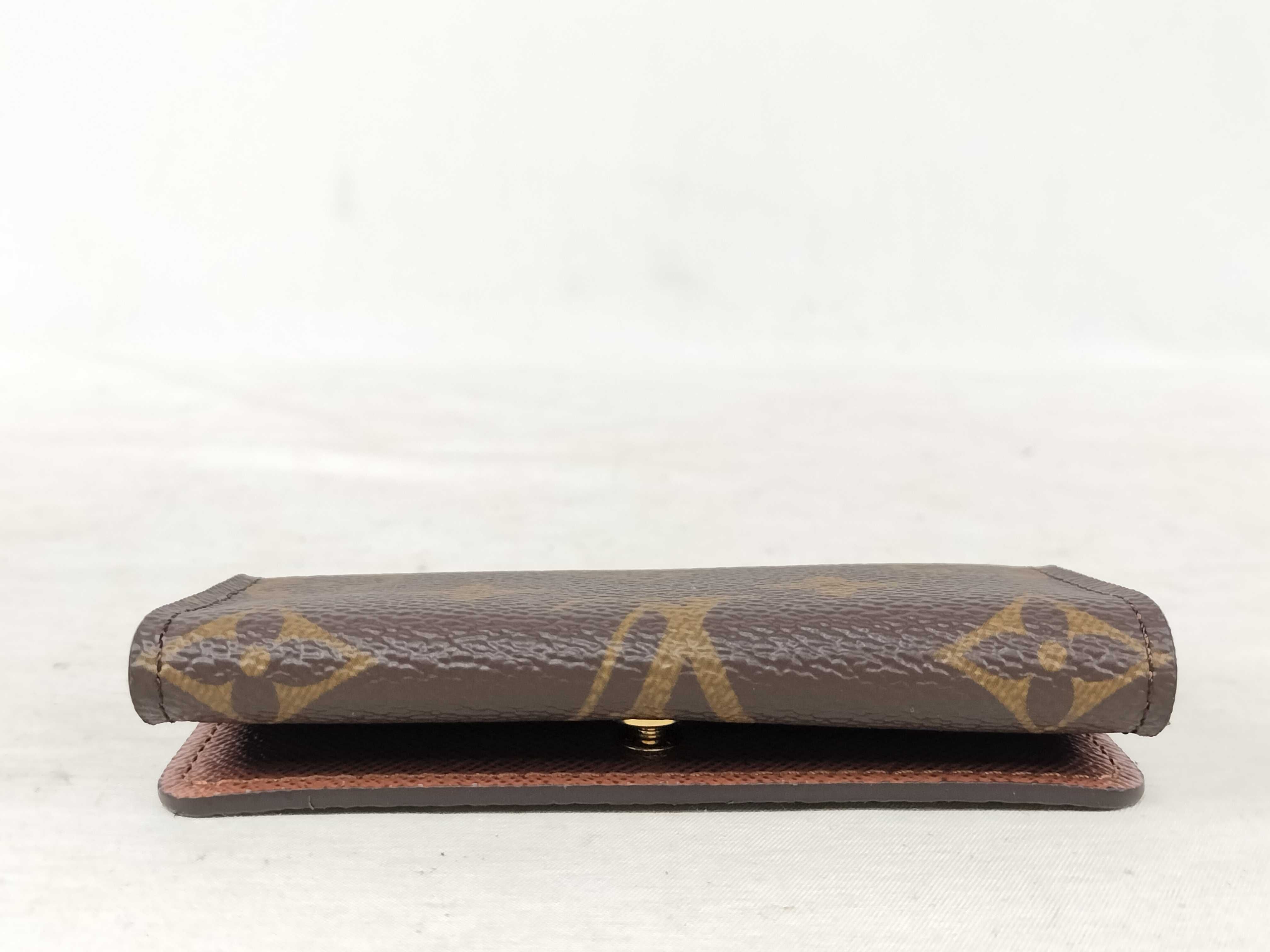 Monogram LV Multicles 4 Key Case — view 3