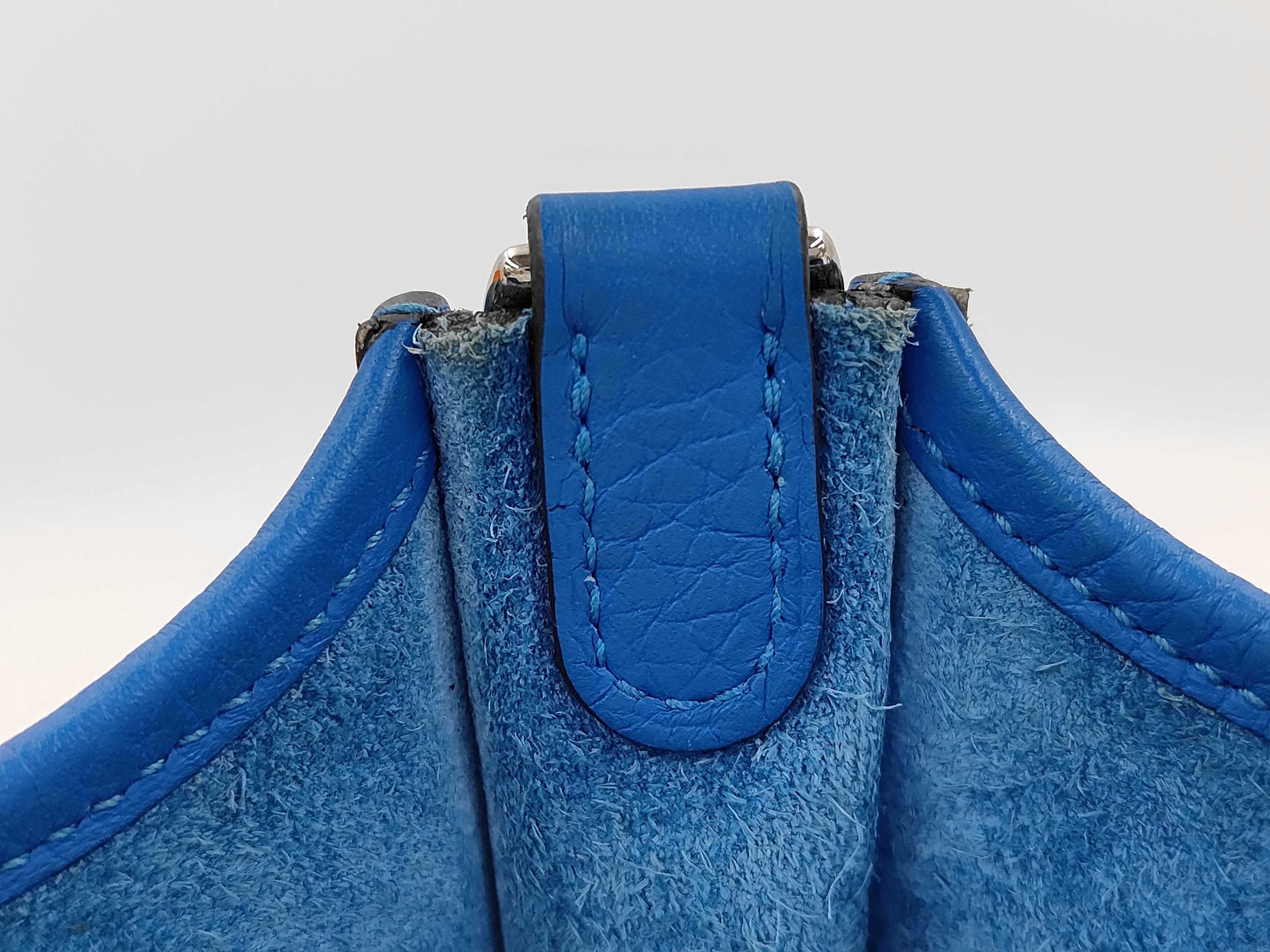 Evelyne TPM Blue Shoulder Bag (K stamp) — view 11
