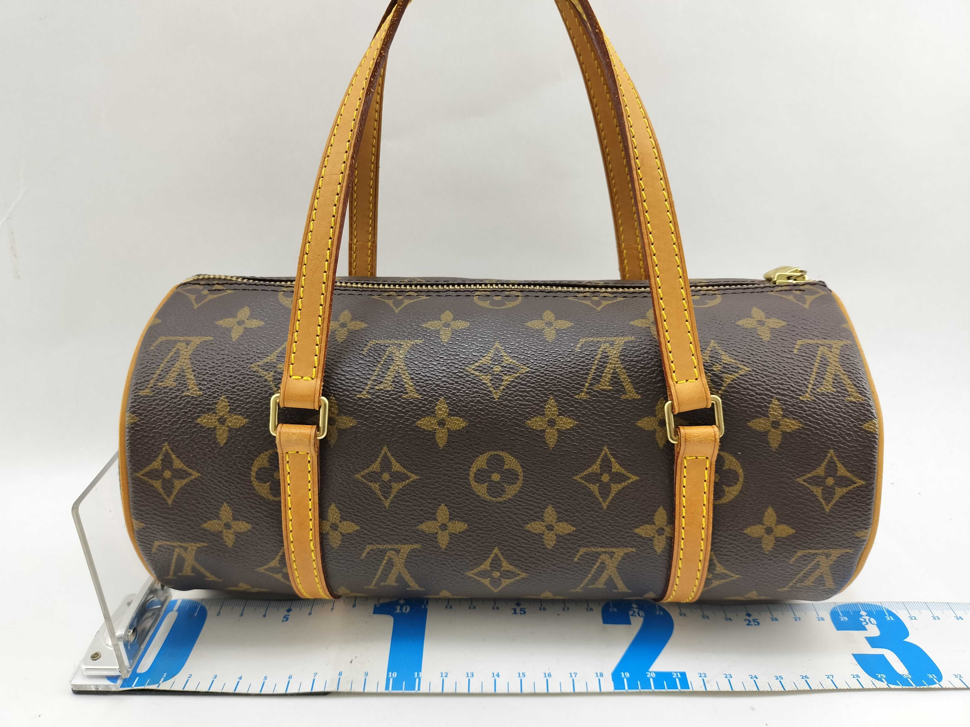 Monogram Louis Vuitton Papillon 26 M51386 Handbag — view 2
