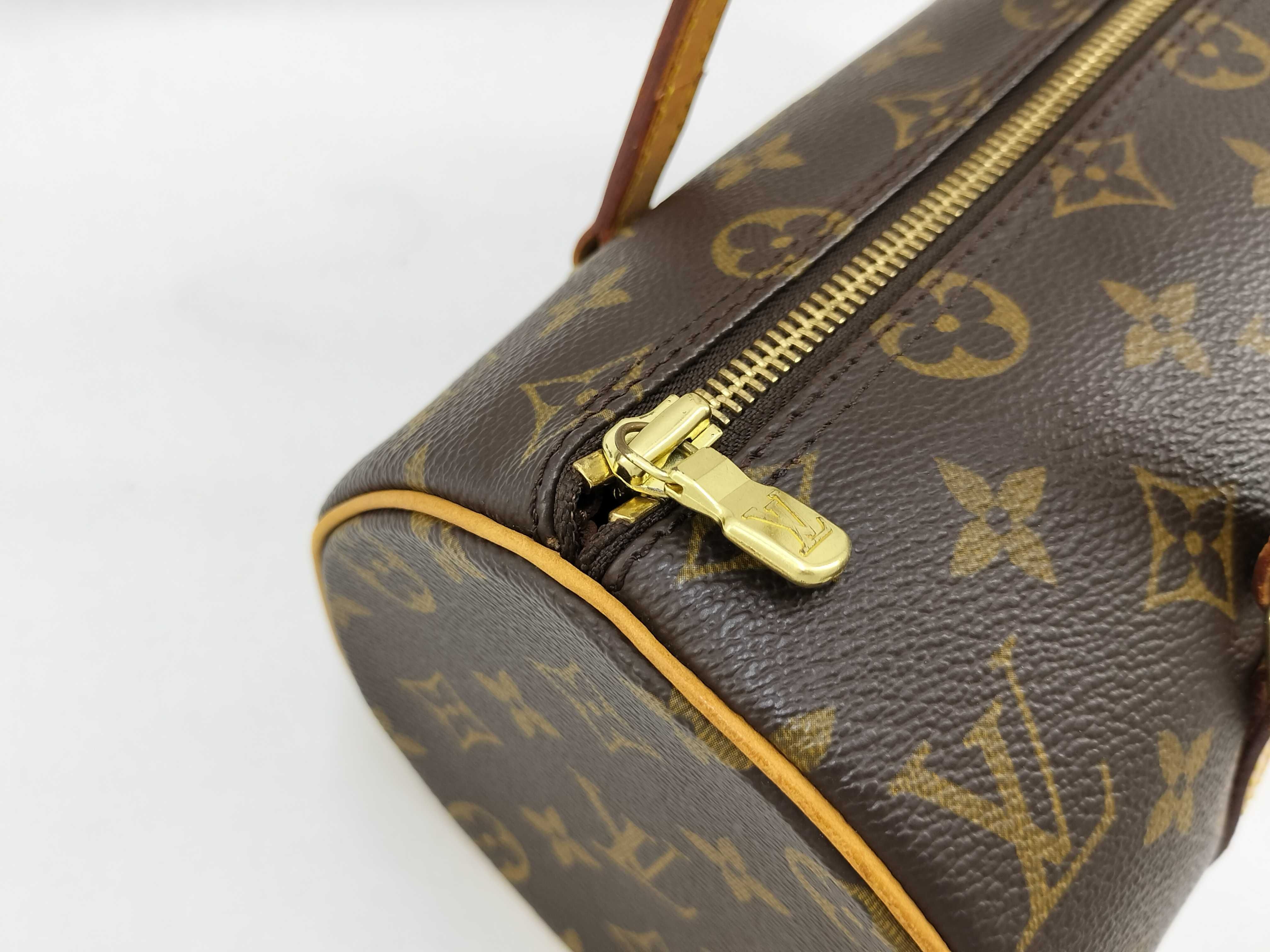 Monogram Louis Vuitton Papillon 26 M51386 Handbag — view 4
