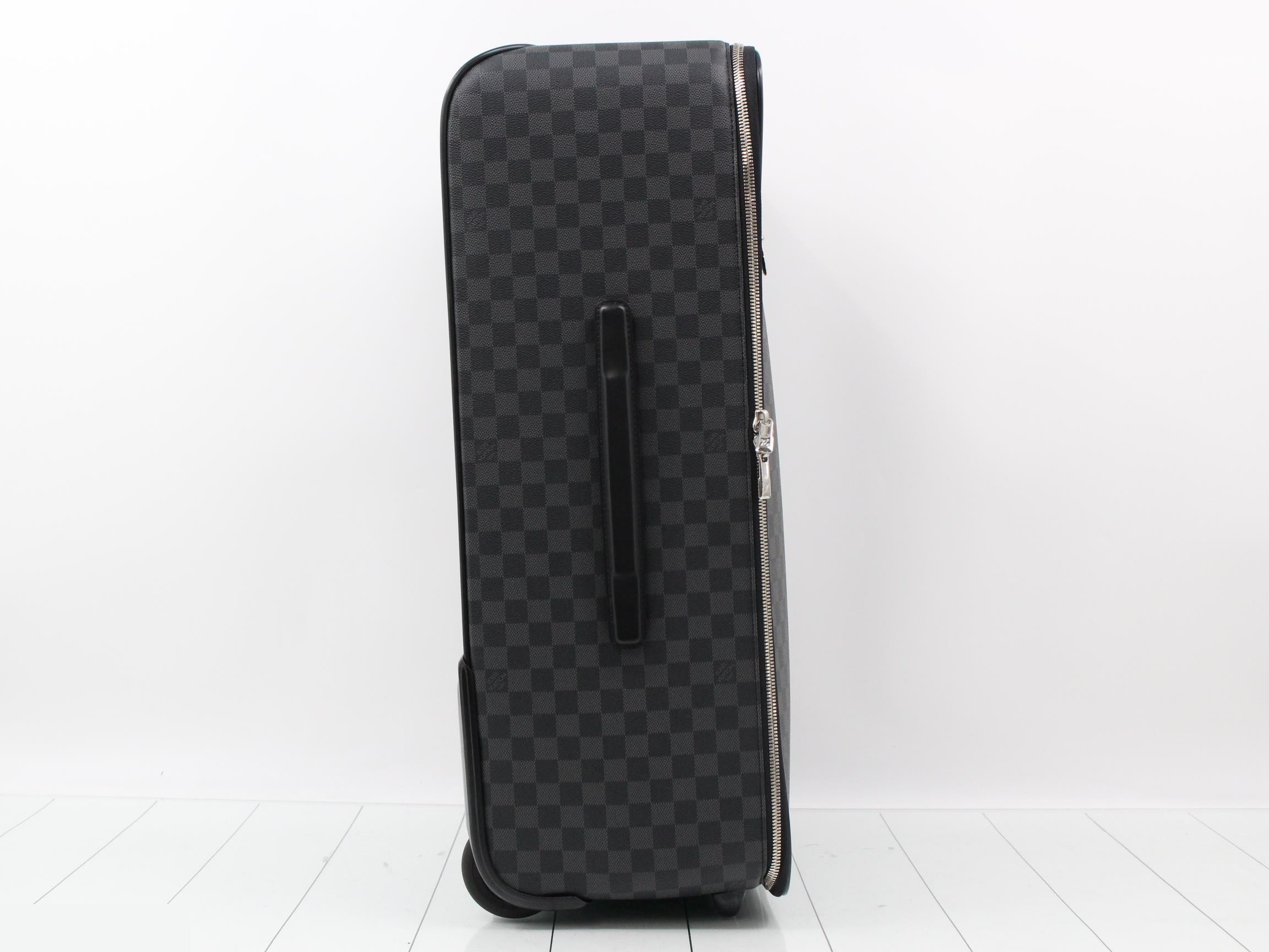 Damier Graphite Pegase 65 Carry-on Suitcase — view 4