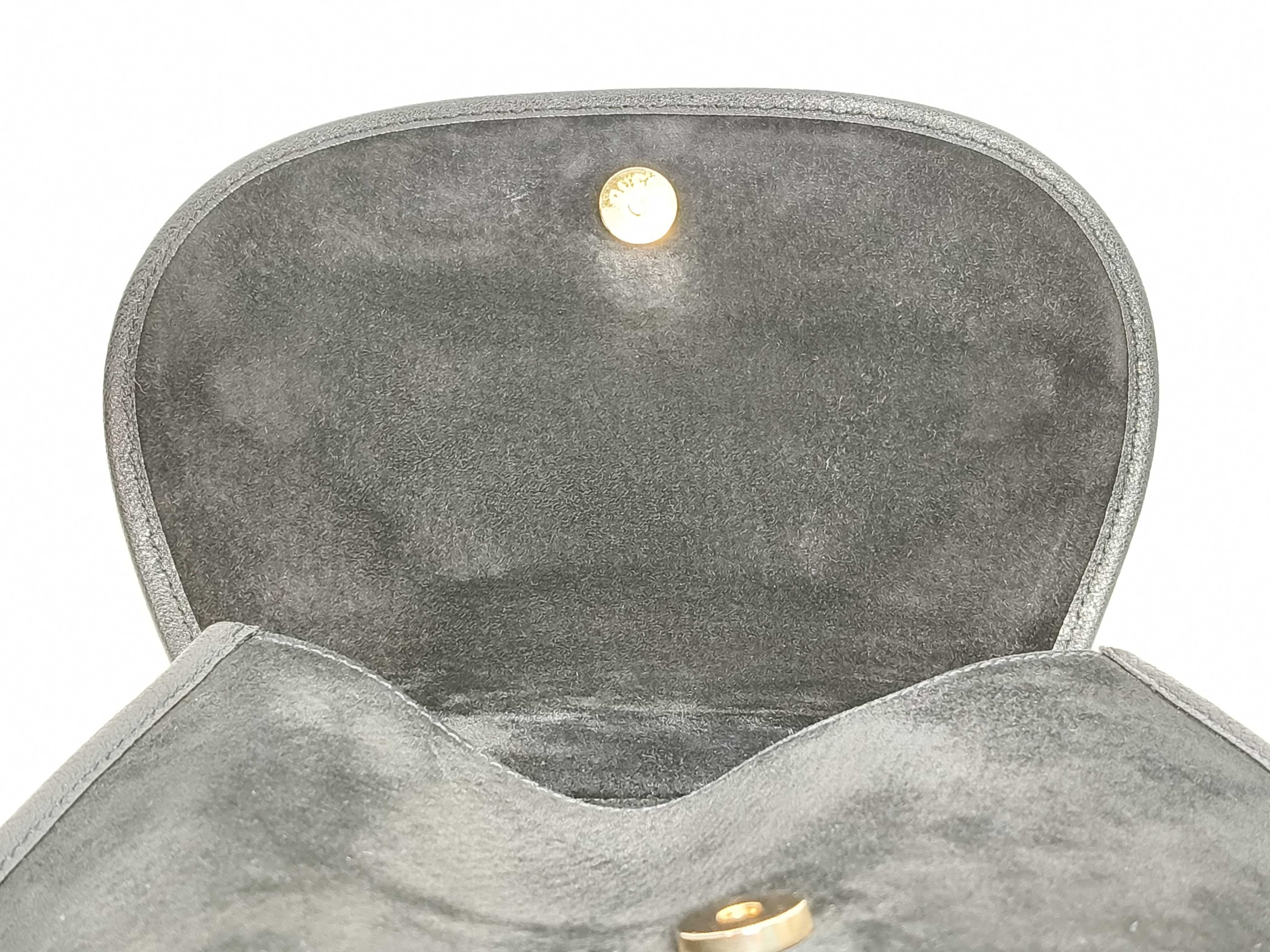 Horsebit Shoulder Bag — view 8