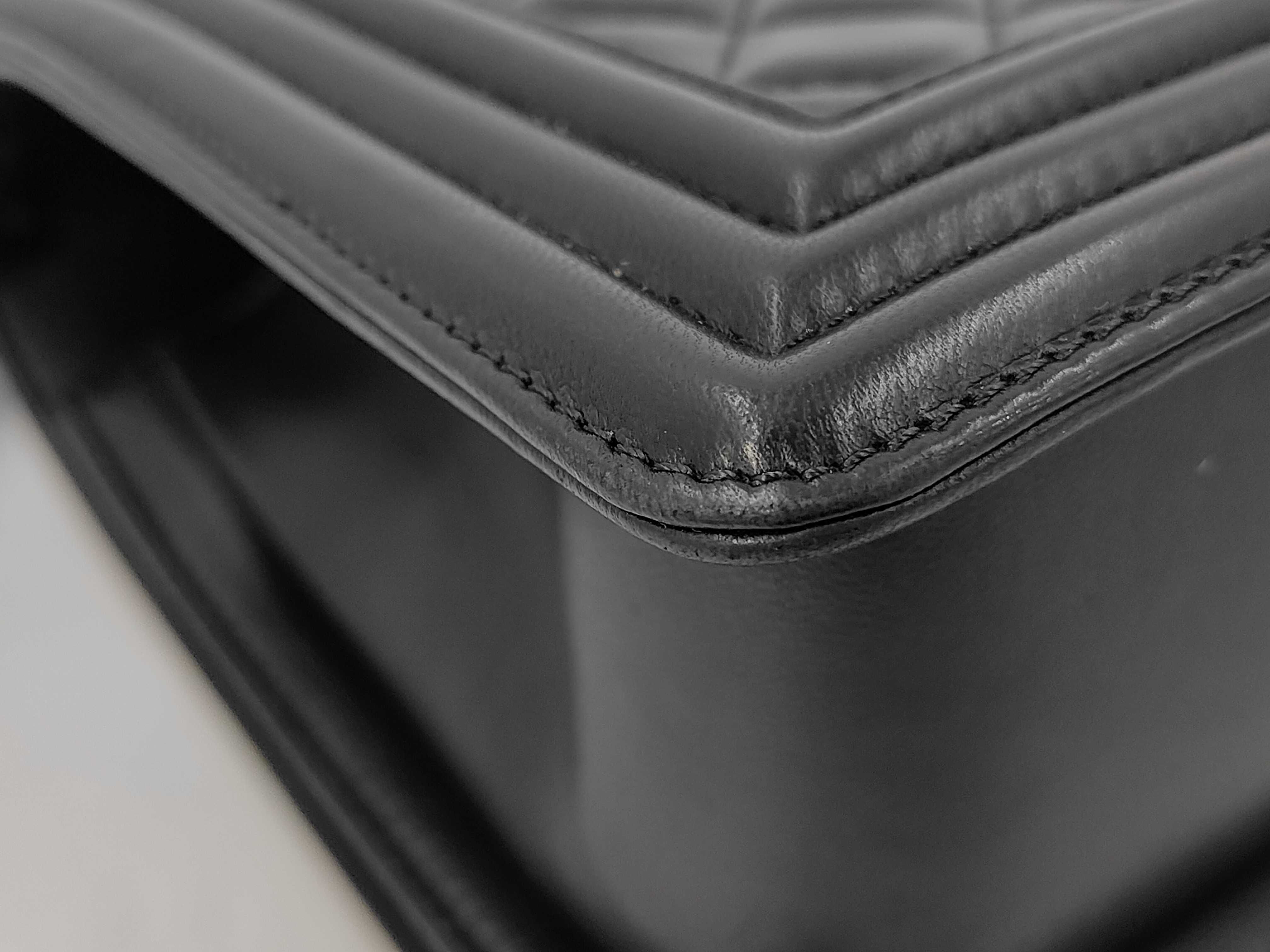 Boy Chanel 25 Lambskin Black Seal Shoulder Bag — view 3