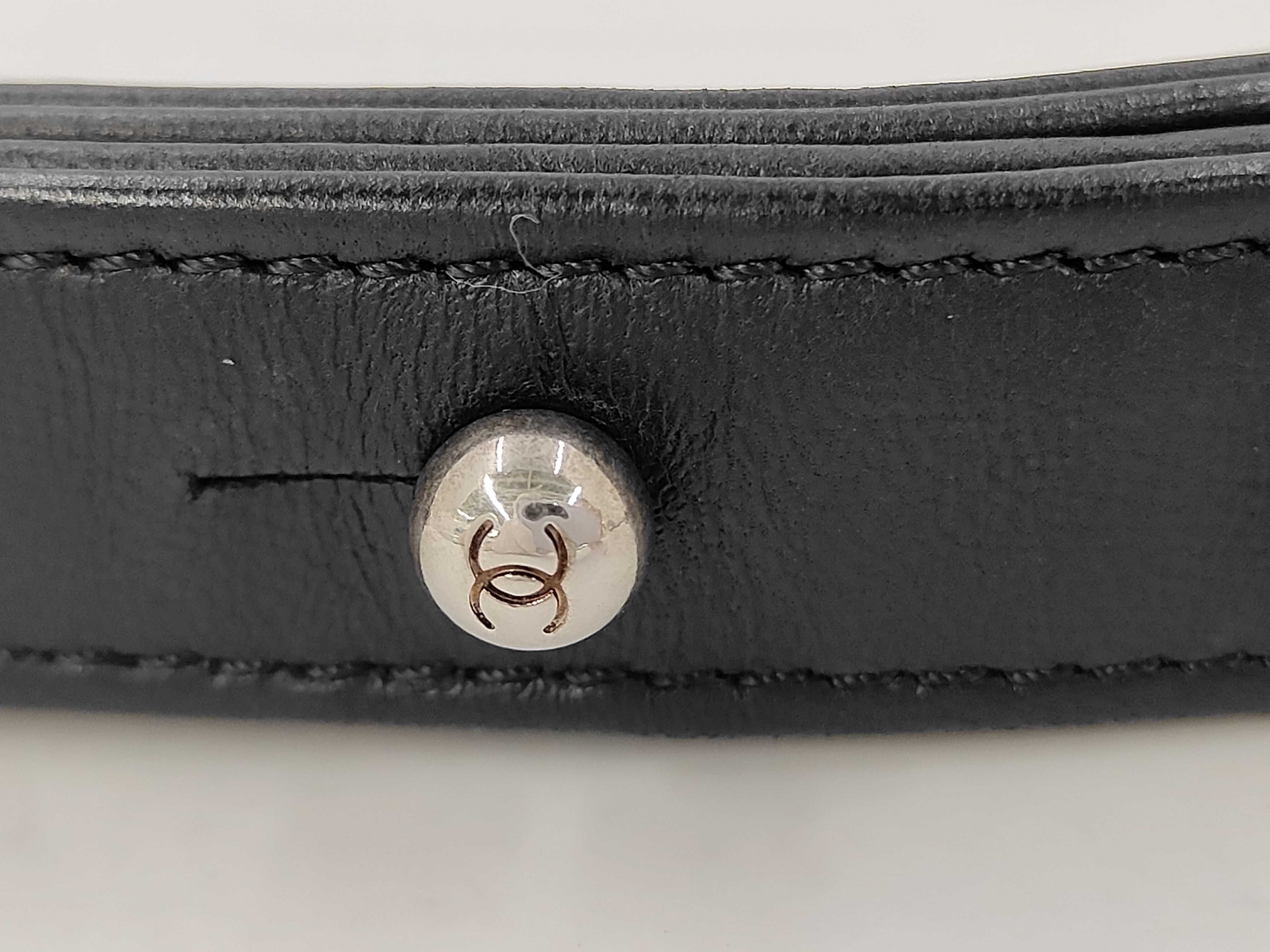 Boy Chanel 25 Lambskin Black Seal Shoulder Bag — view 8