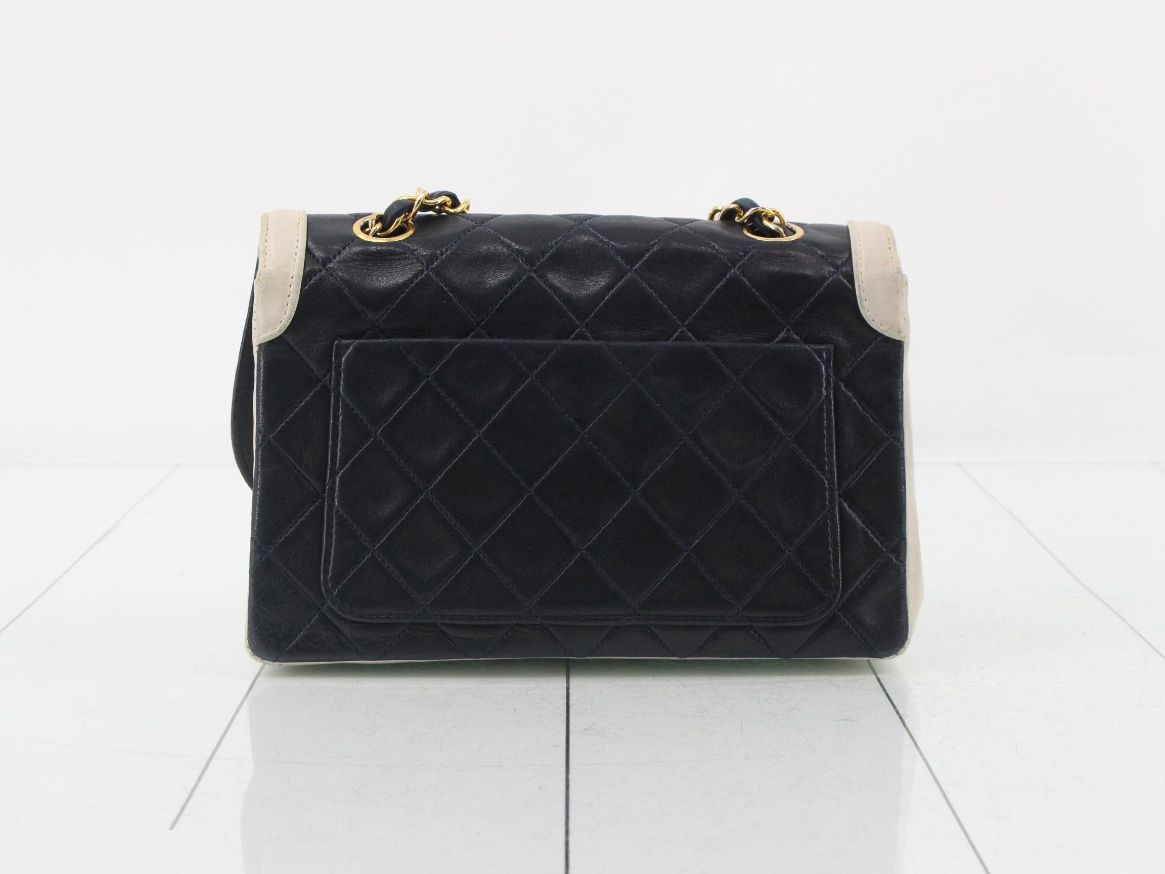 Matelassé Lambskin Single Flap Chain Shoulder Bag — view 2