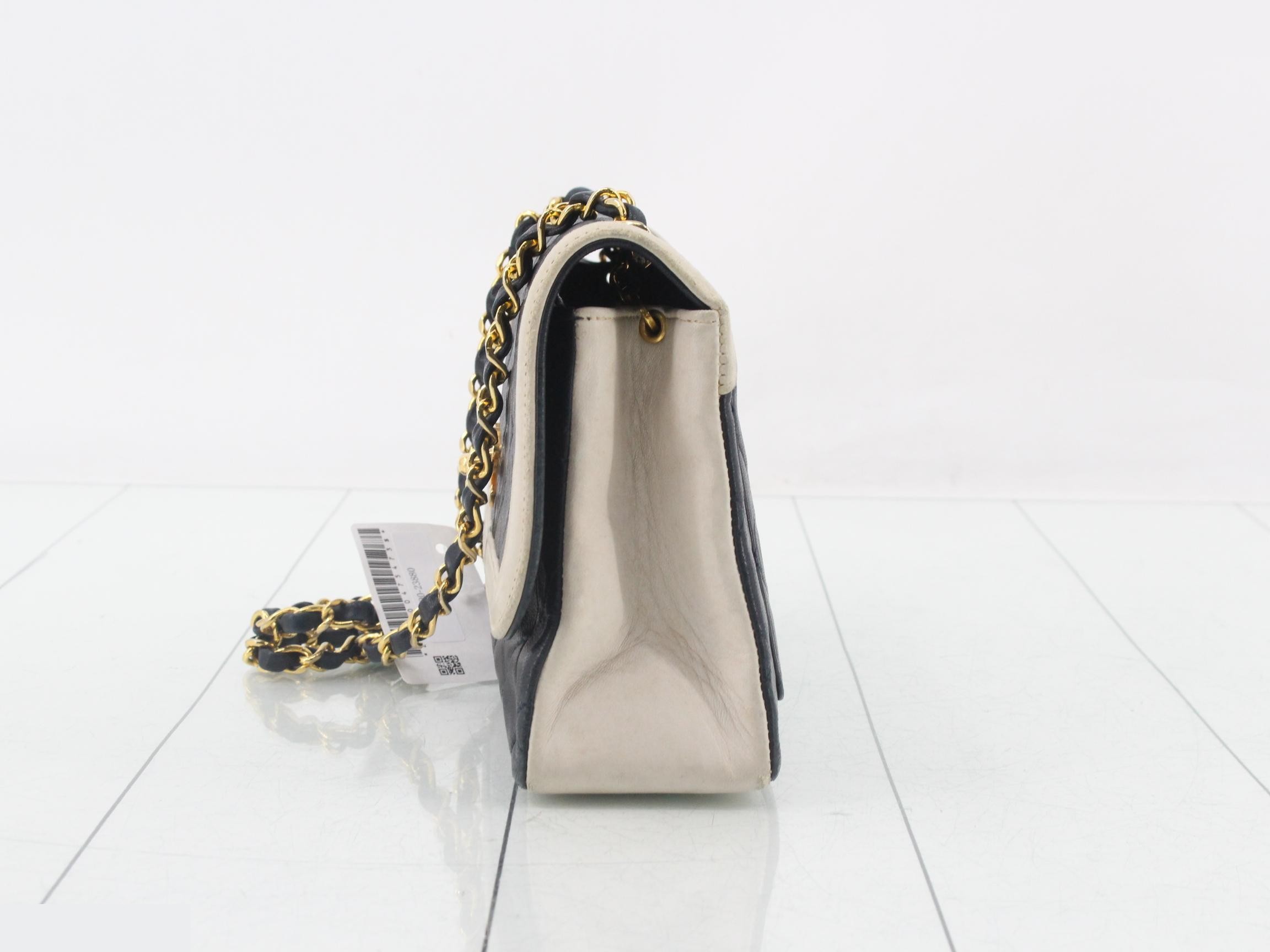 Matelassé Lambskin Single Flap Chain Shoulder Bag — view 3
