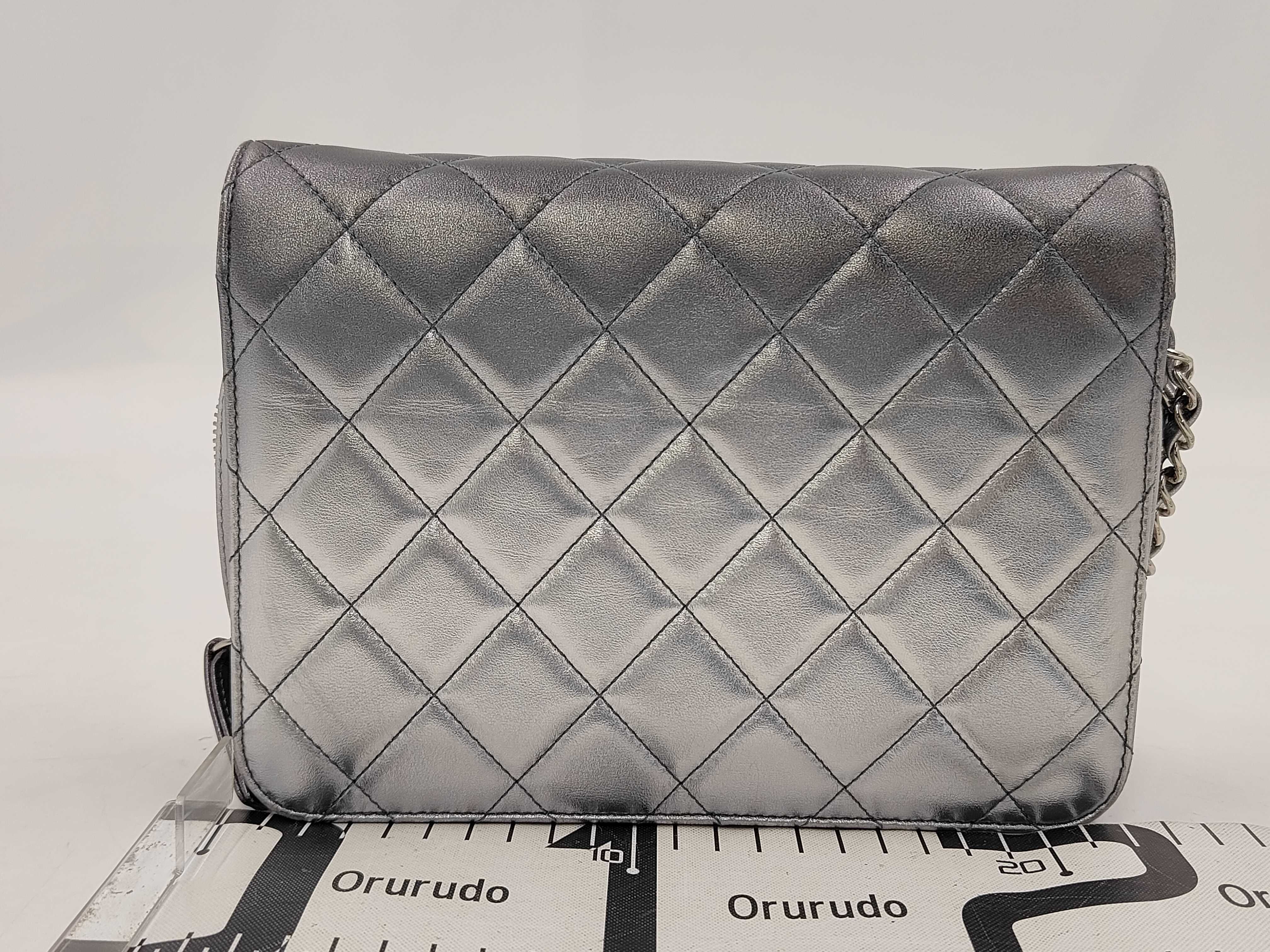 2250 Chain Shoulder Bag, Silver with SV Hardware — view 2