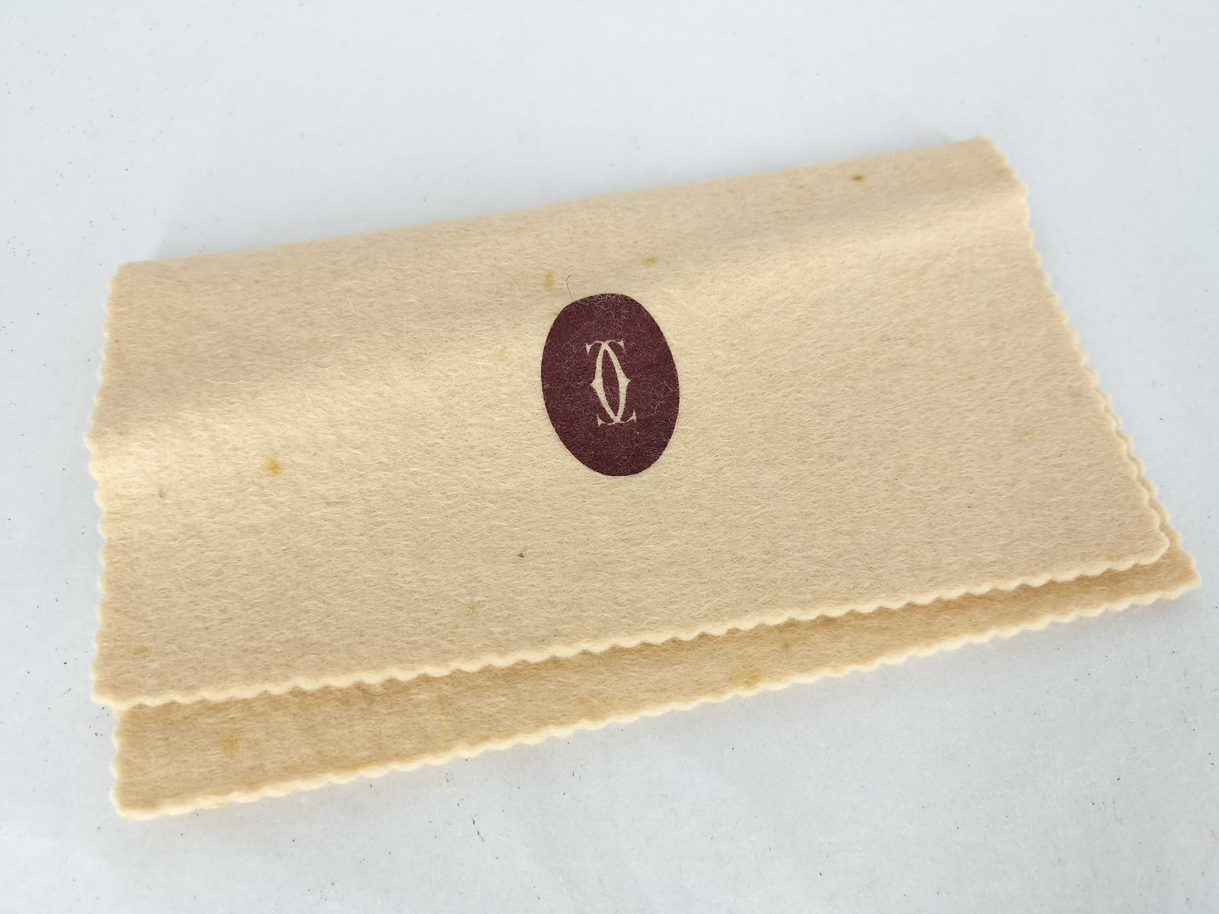 Must Wallet — view 15