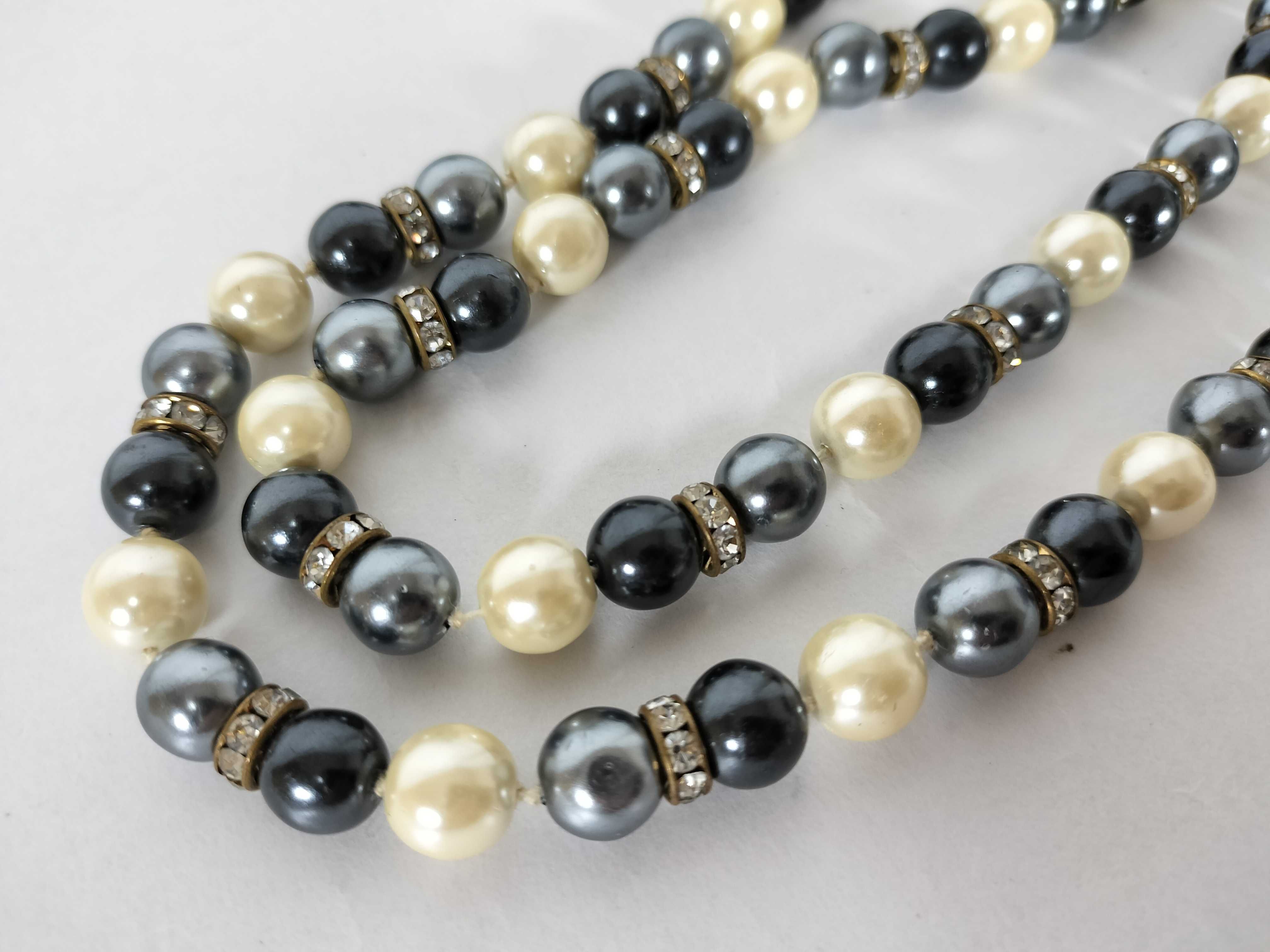 Pearl Necklace — view 2