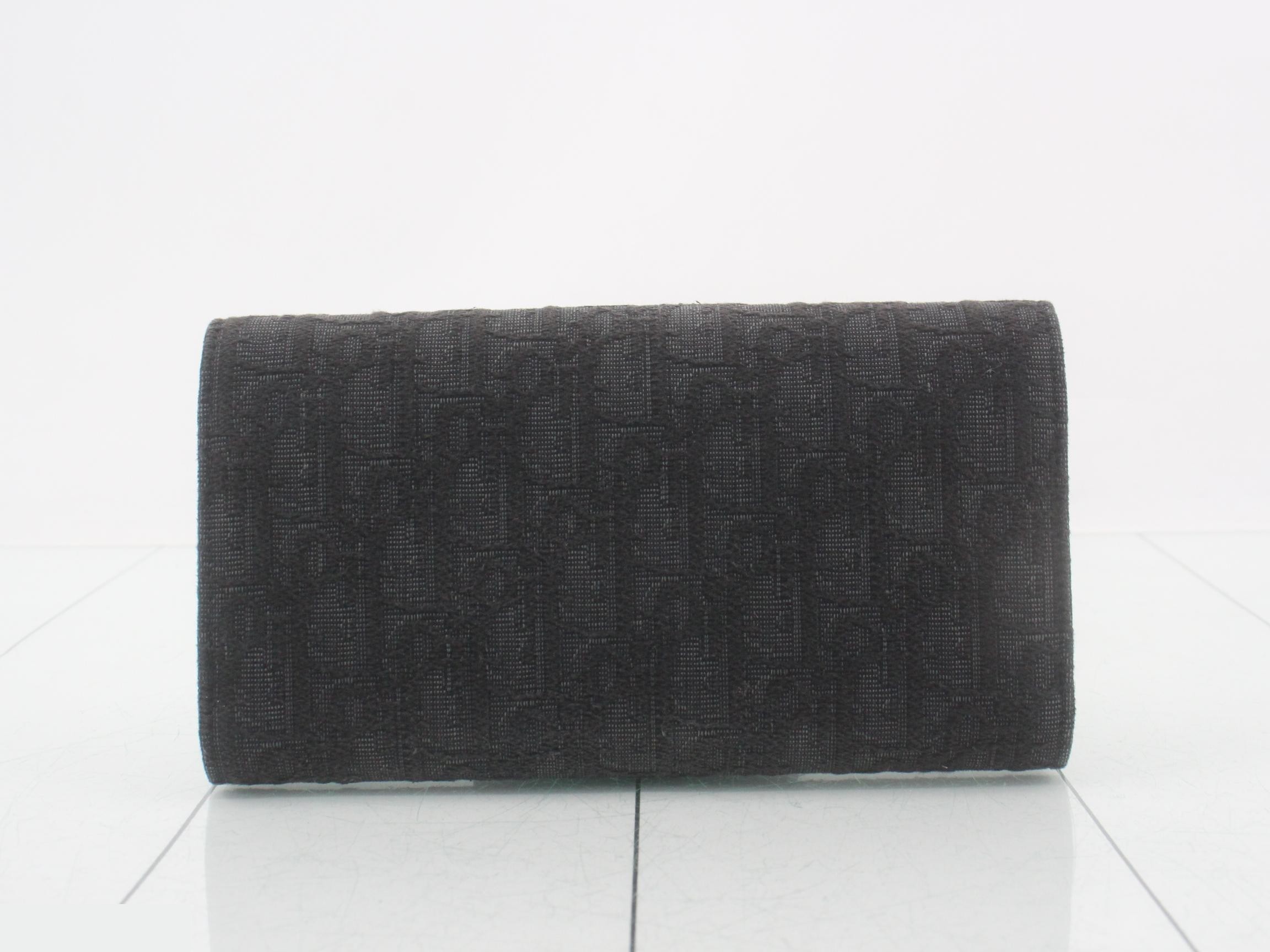 Other lines: Bags and Wallets — view 2
