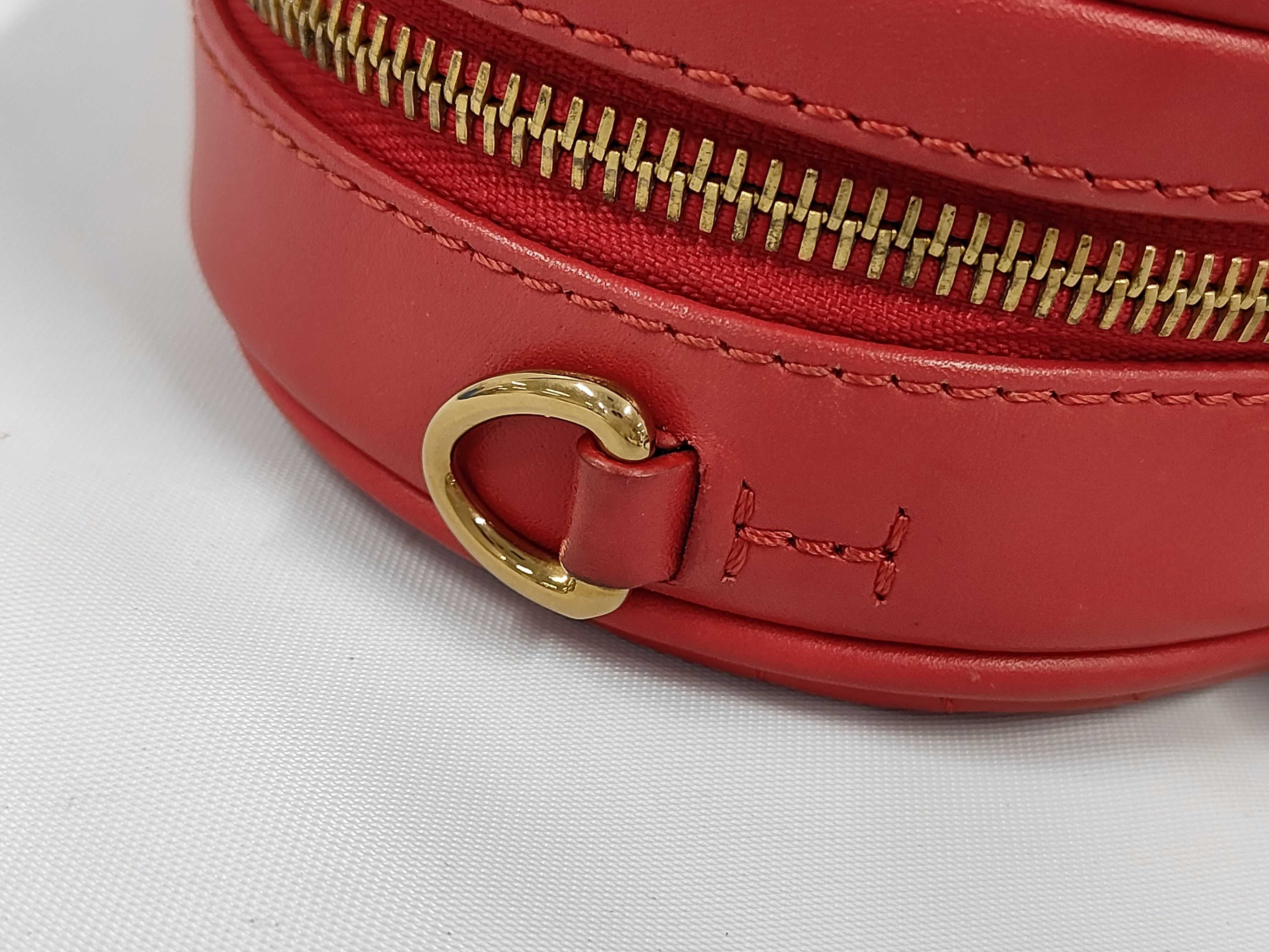 LV Love Lock New Wave Heart Bag Shoulder Bag — view 6