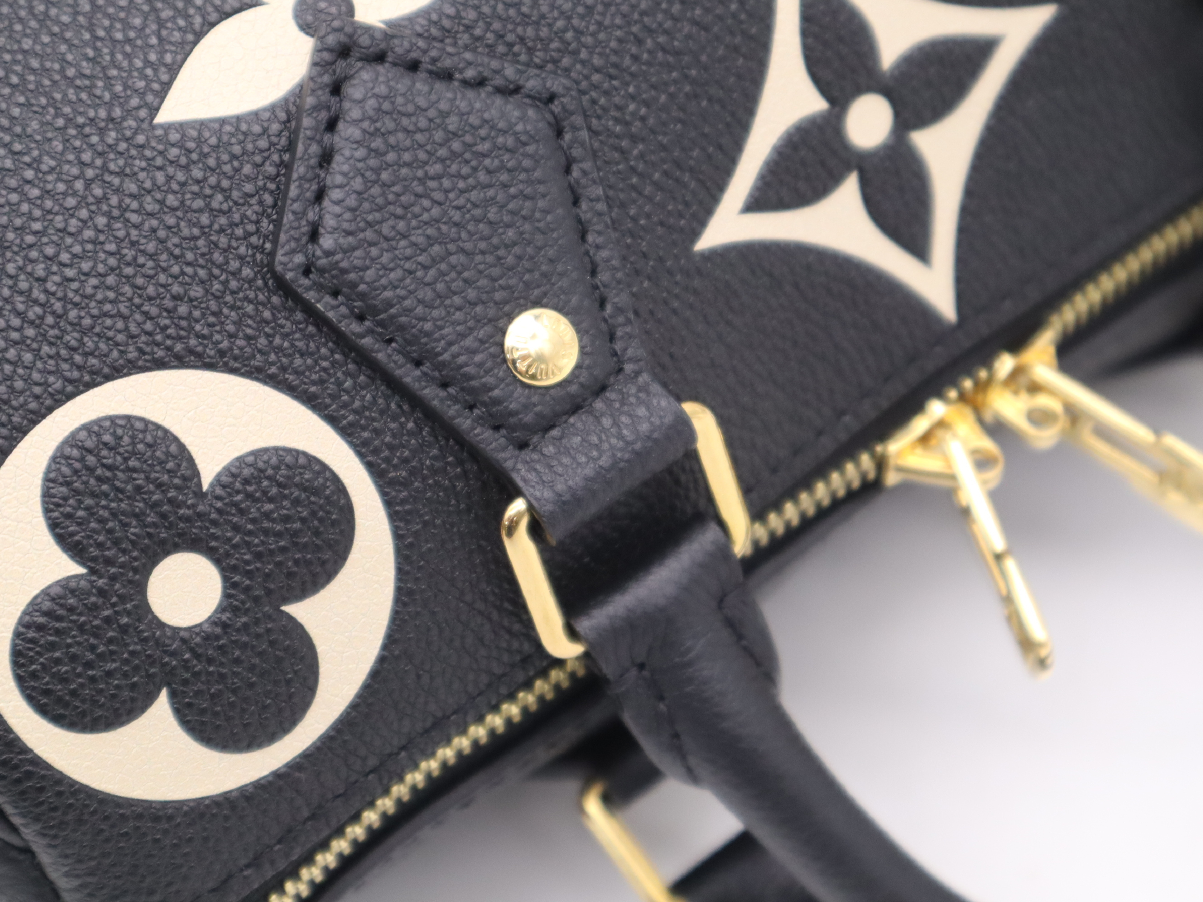 M58947 Empreinte Speedy 25 Bandoulière Bicolor Handbag with Padlock and 2 Keys — view 7