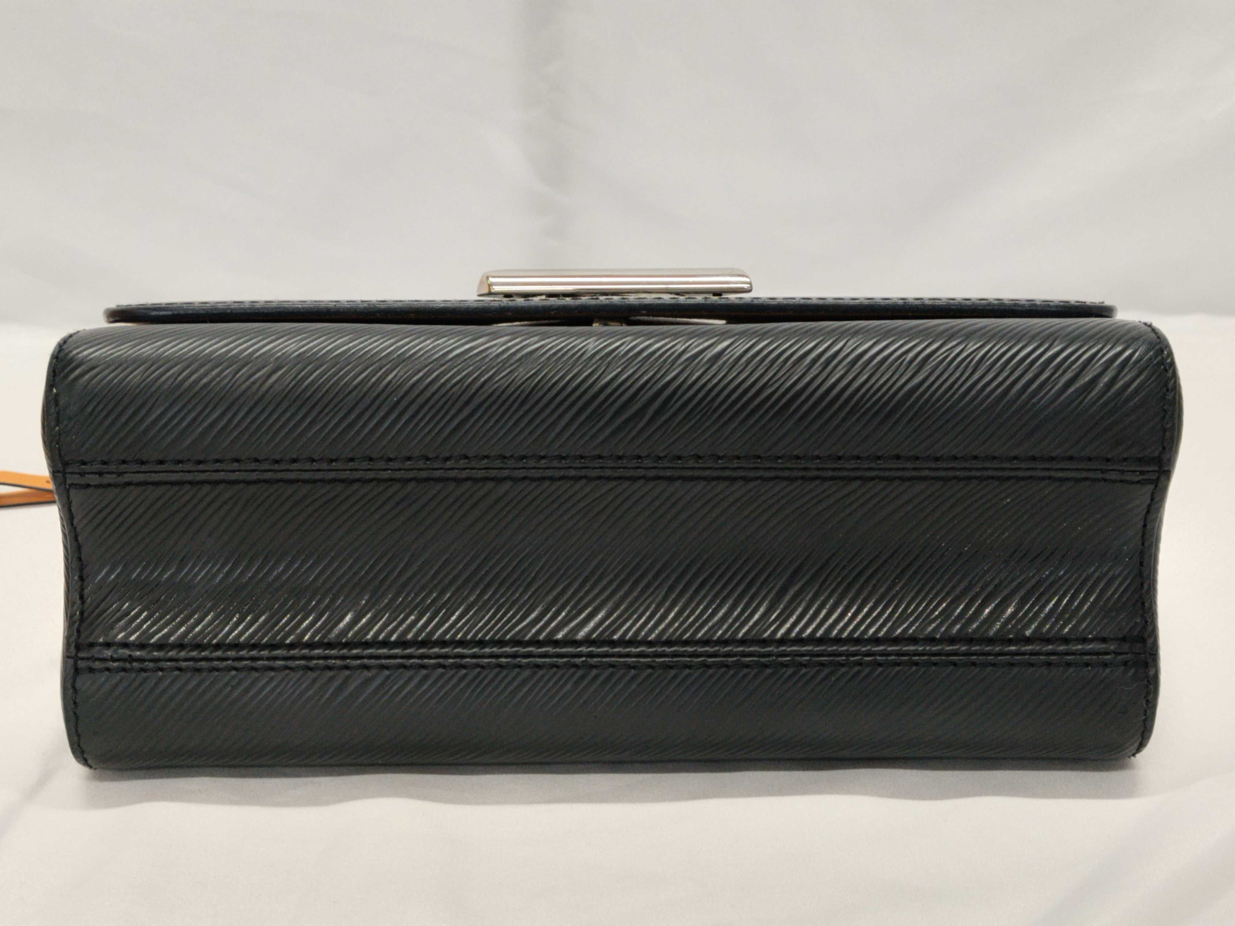 Epi Twist MM 2WAY Handbag AR4128 — view 8