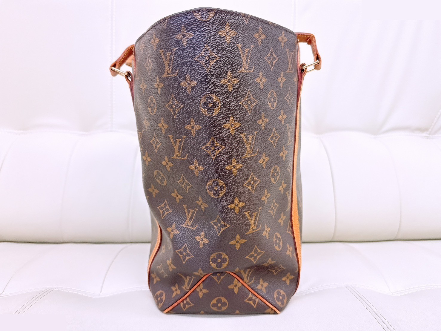 Sack Shopping — view 3