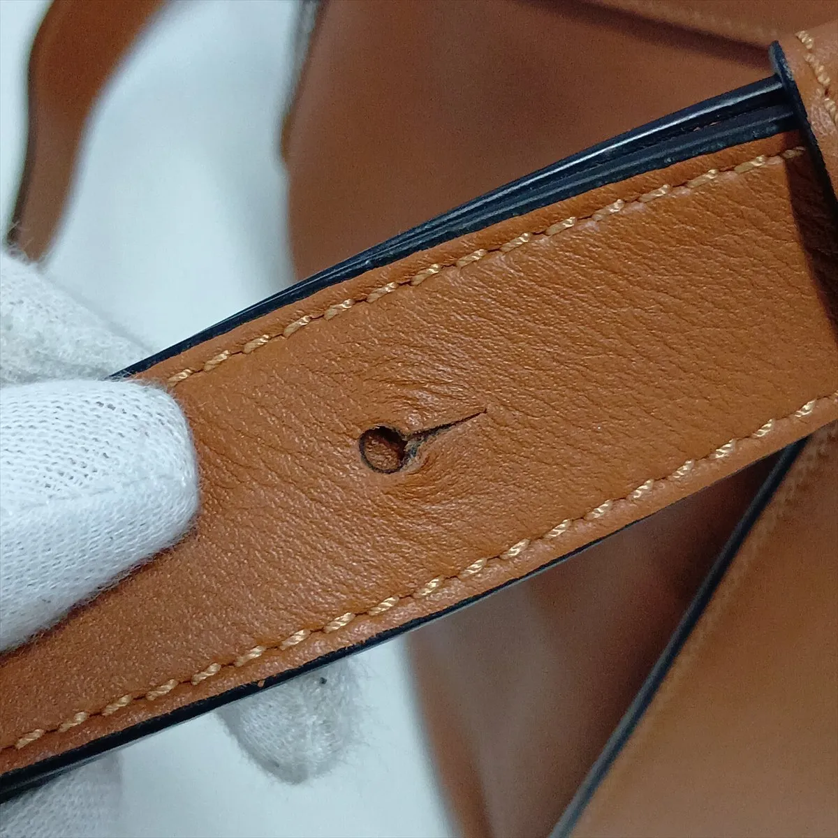 Hammock Small Leather 2-Way Shoulder Bag, Brown — view 14