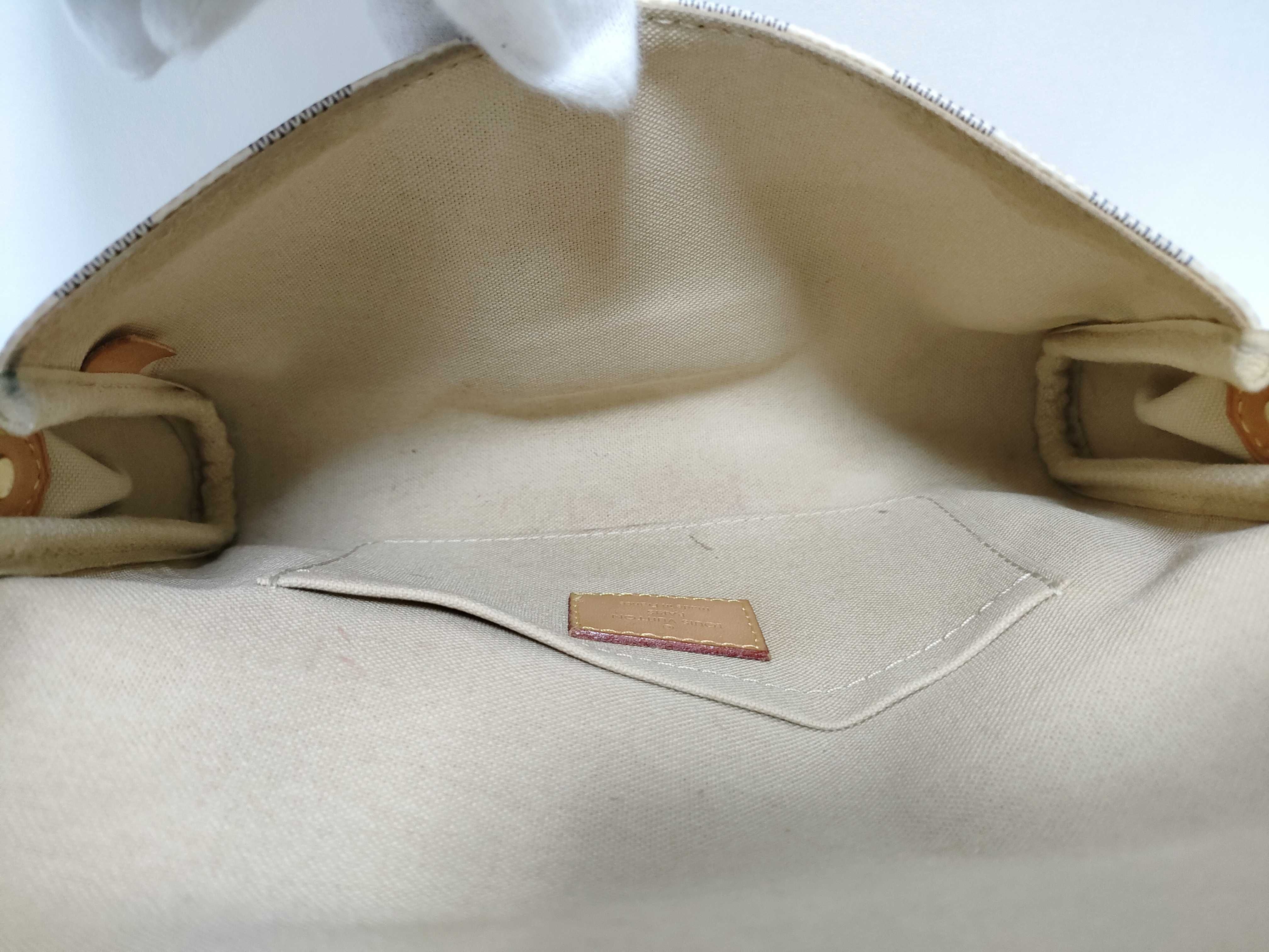Damier Azur Shoulder Bag — view 11