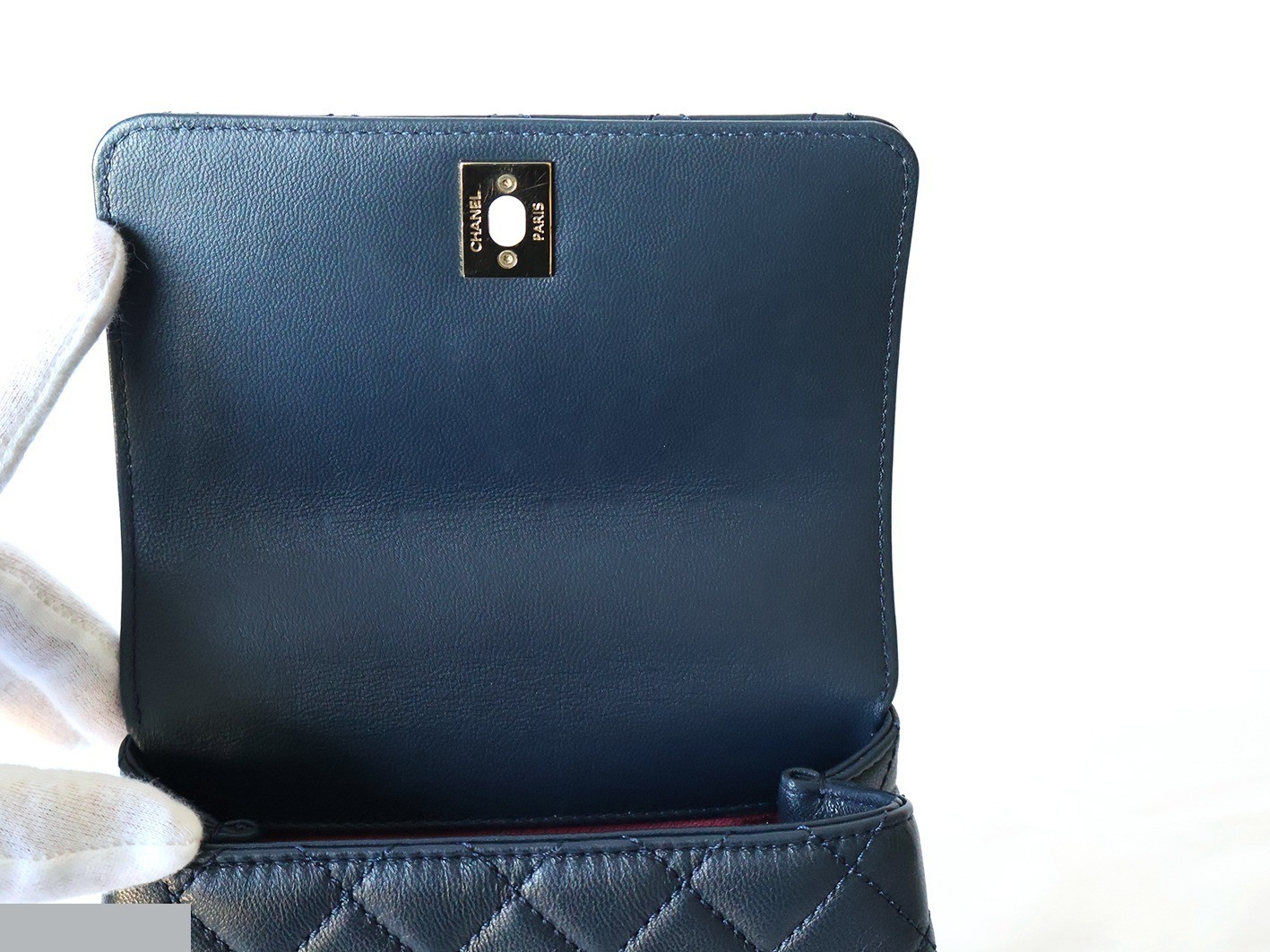 Matelassé 2-Way Handbag with Chain Shoulder Strap, Navy — view 10