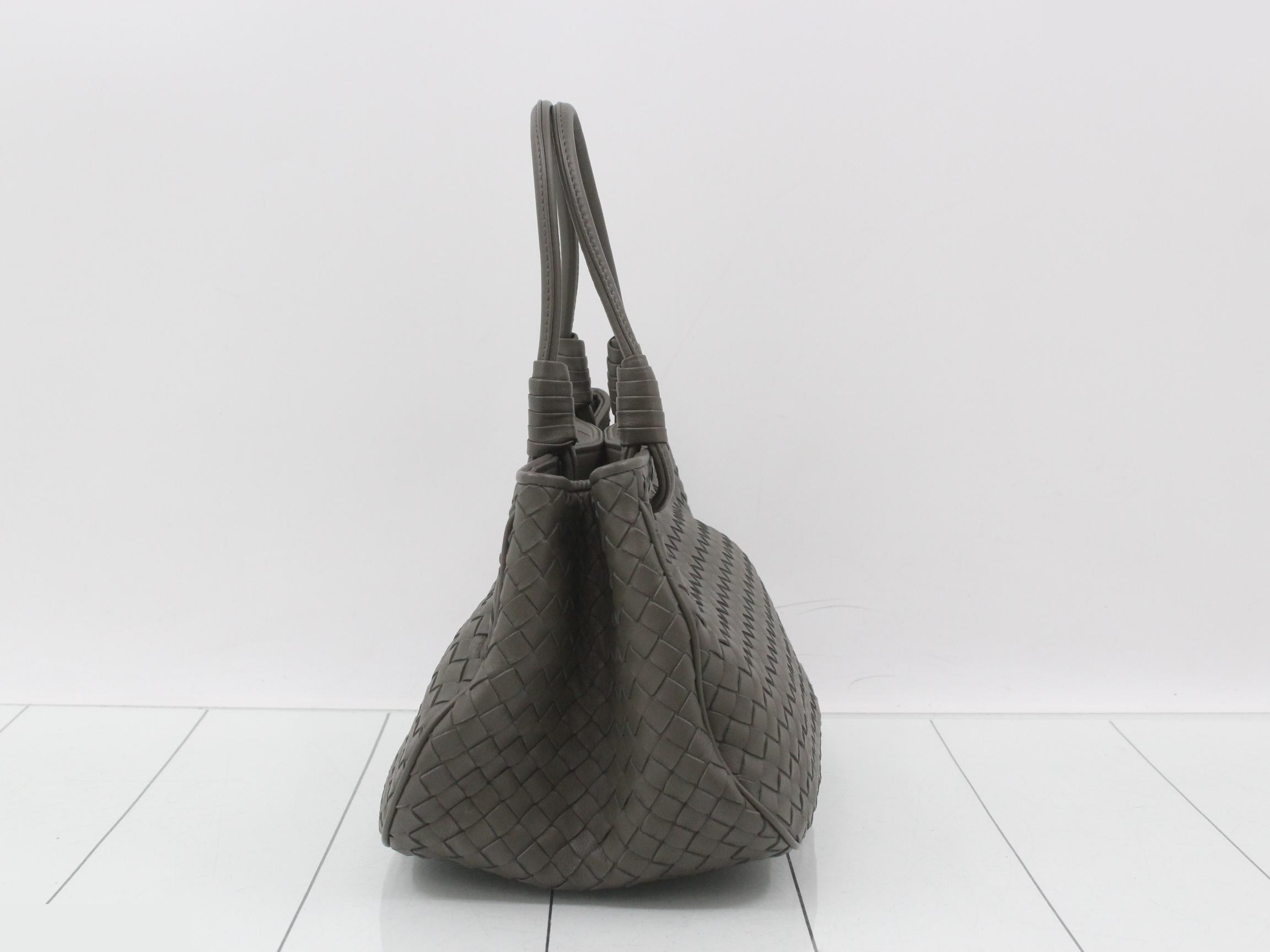 Intrecciato (bag) - Handbag - Gray — view 4