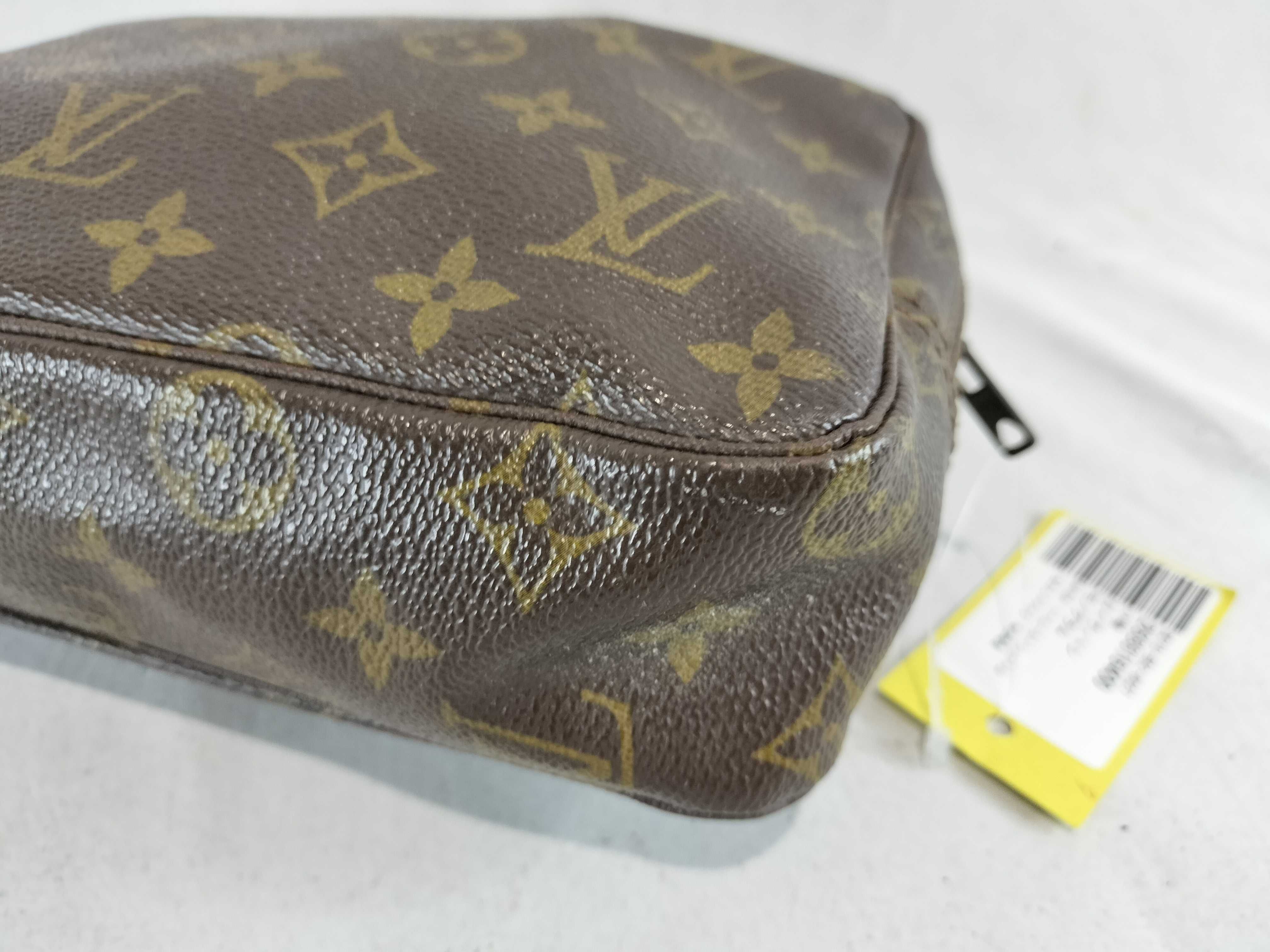 Monogram M47524 Trousses Toilette 23 Second Bag (Considering Year of Manufacture) — view 3