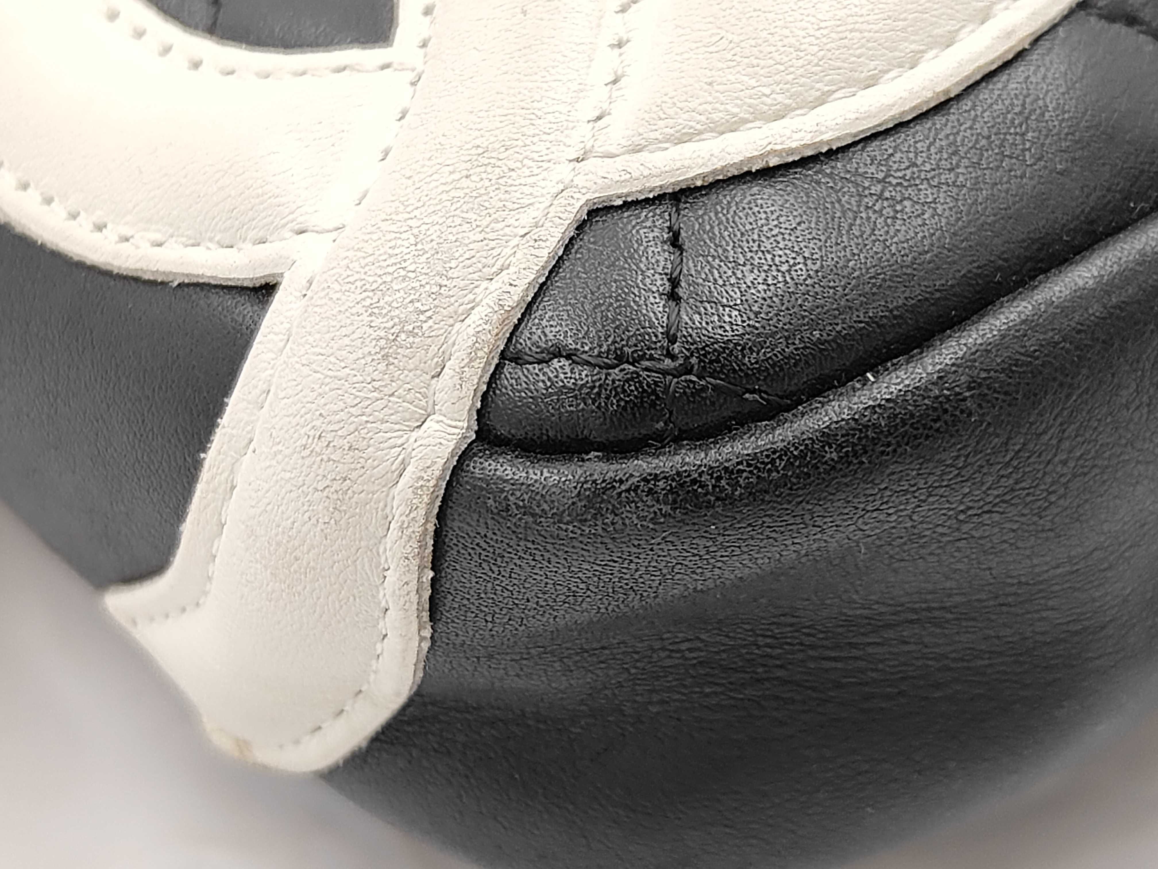 Cambon Line Handbag — view 7