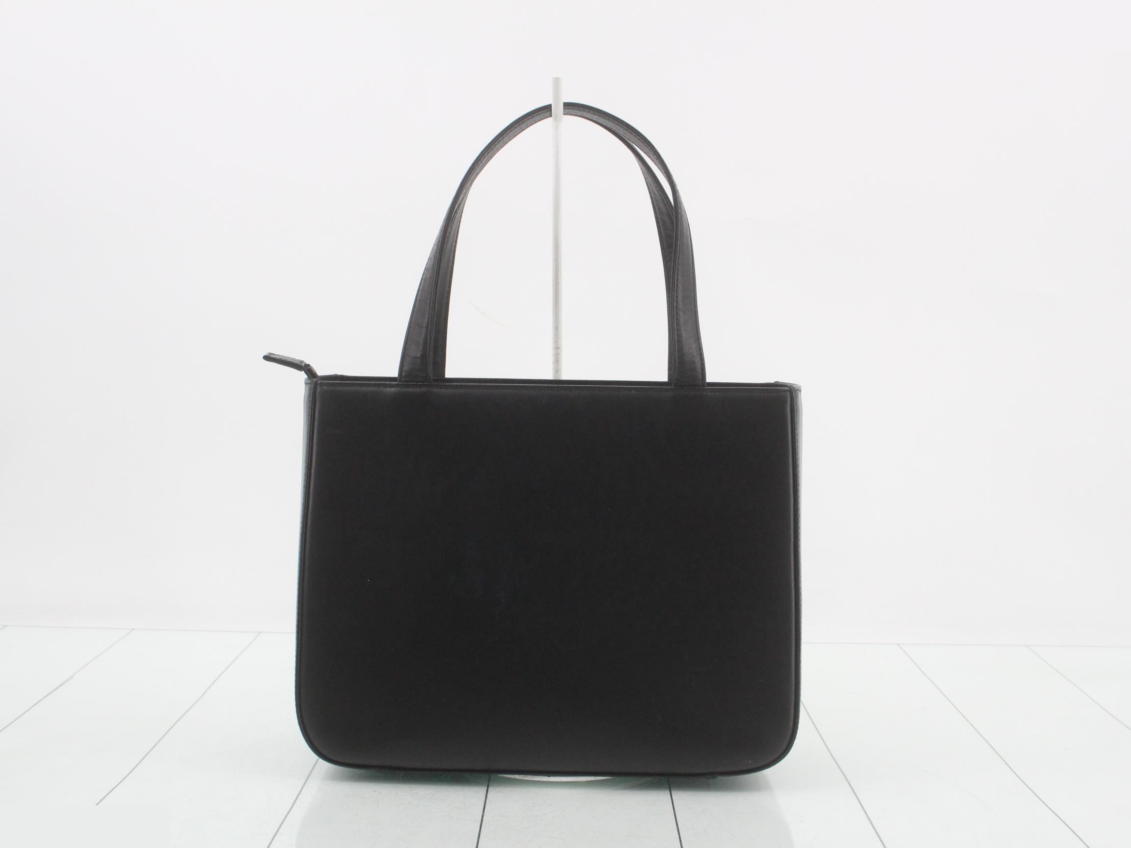 handbag — view 2