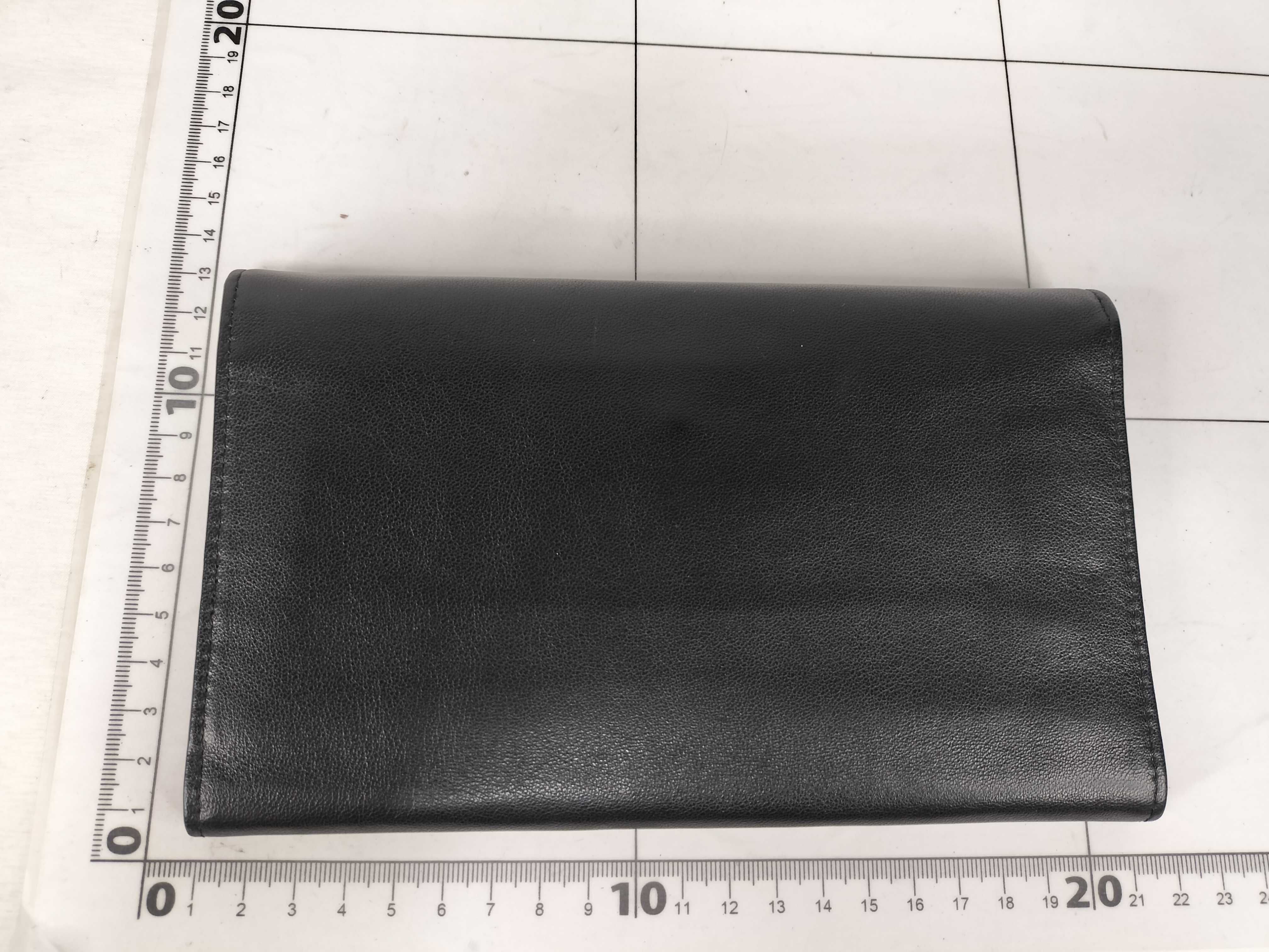 wallet — view 2