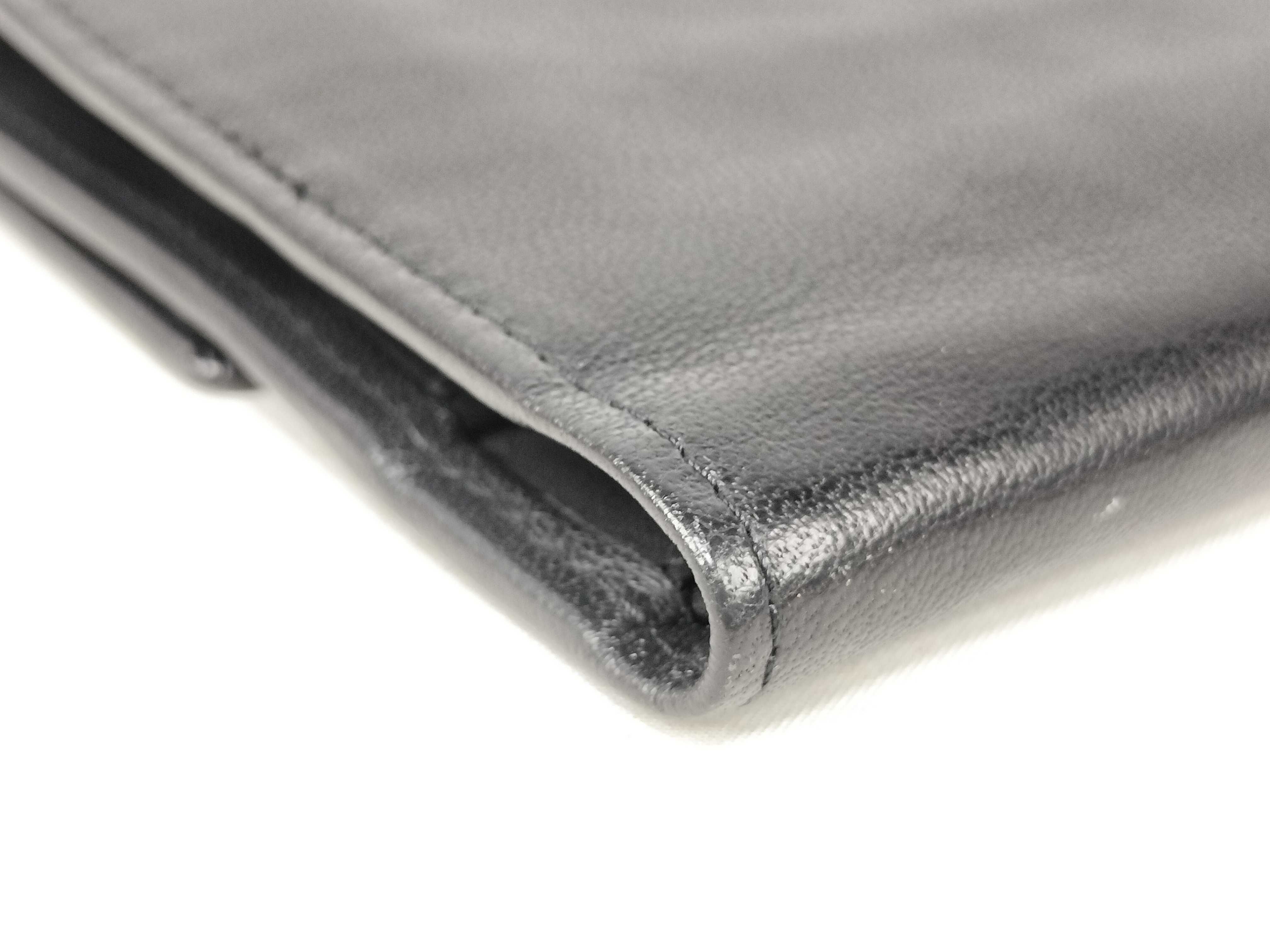 wallet — view 4