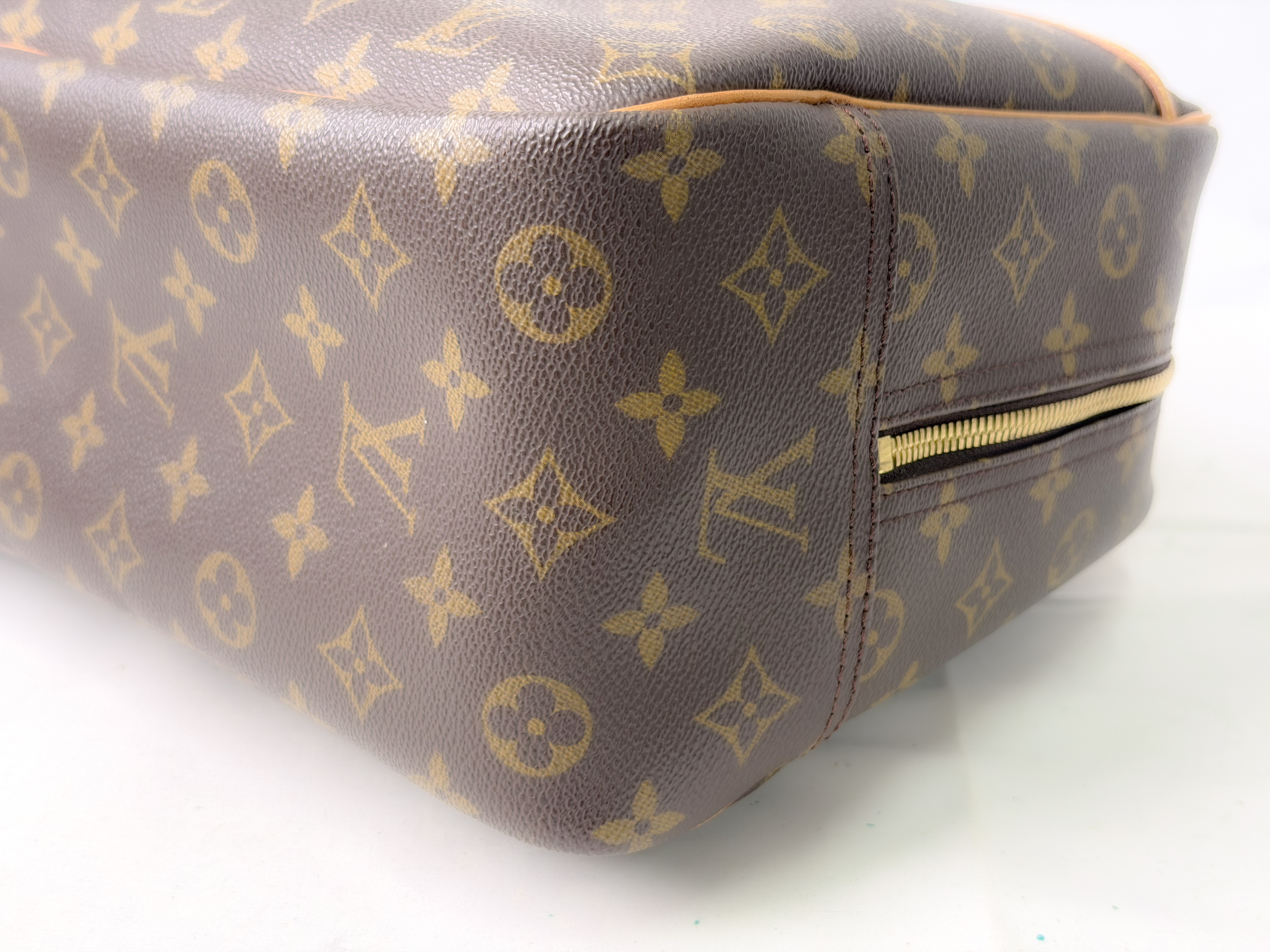Monogram M47270 Deauville ML0959 Handbag — view 9
