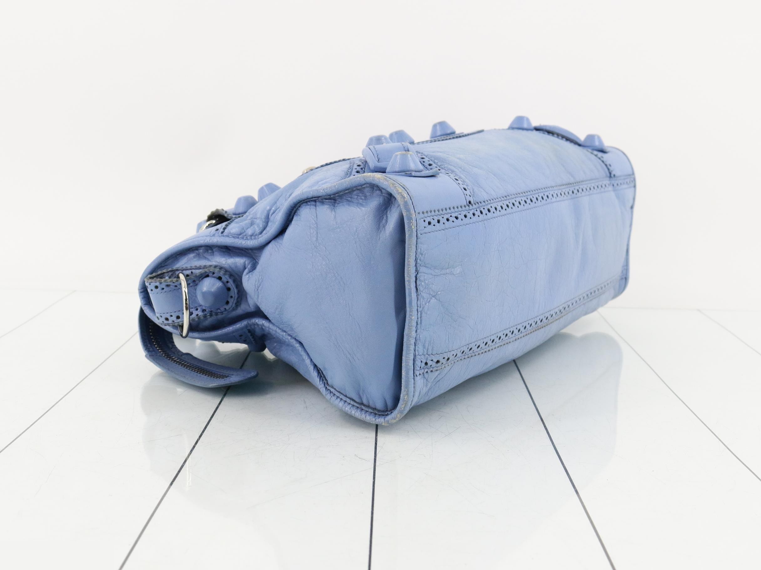 Giant Cite Tote Bag, Light Blue, 2-Way Strap — view 5