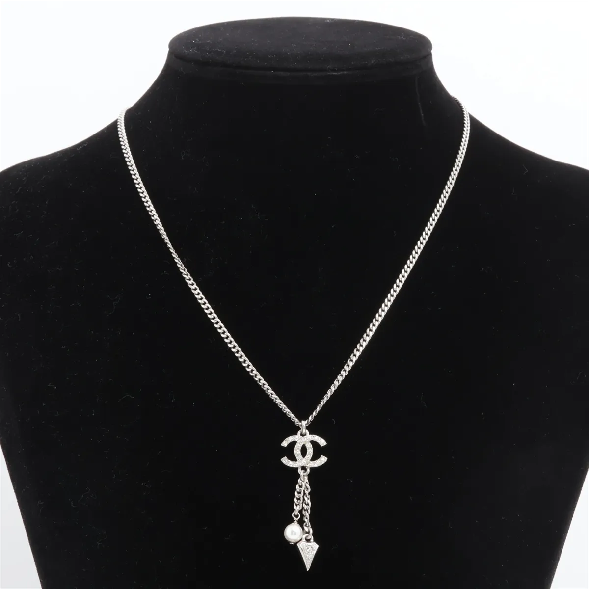 Coco Mark F25C Necklace, Gold Plated x Rhinestone x Faux Pearl, Silver. Shows signs of wear, — view 5
